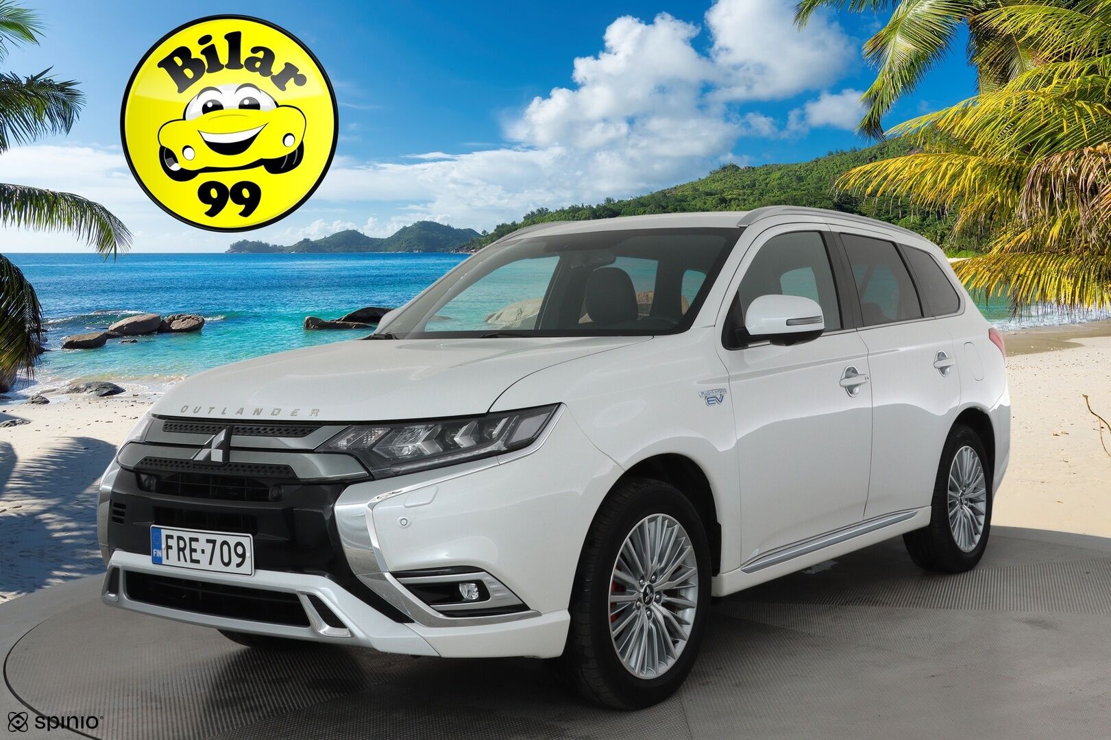 Mitsubishi Outlander PHEV 2019 Business X **Vakkari / 360.kamera / LED / KeylessGo / Timanttinahat / Sähköpenkit / Koukku** - Merkkihuollettu / Kahdet renkaat aluvanteilla