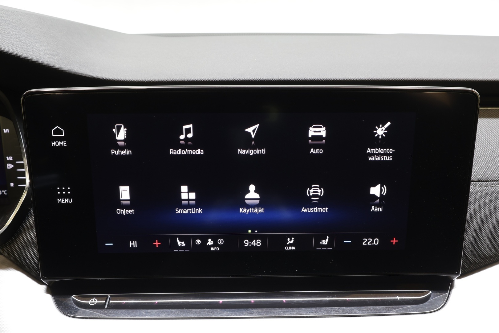 Skoda Octavia 2021 Combi 1,5 TSI Style eTEC DSG * ACC / P.kamera / Matrix LED / Webasto / KeylessGo / Digimittaristo / Navi * - Kahdet renkaat aluvanteilla / Merkkihuollettu - HULLUT BLACKWEEK JATKOT - KORKOTARJOUS 2,49%