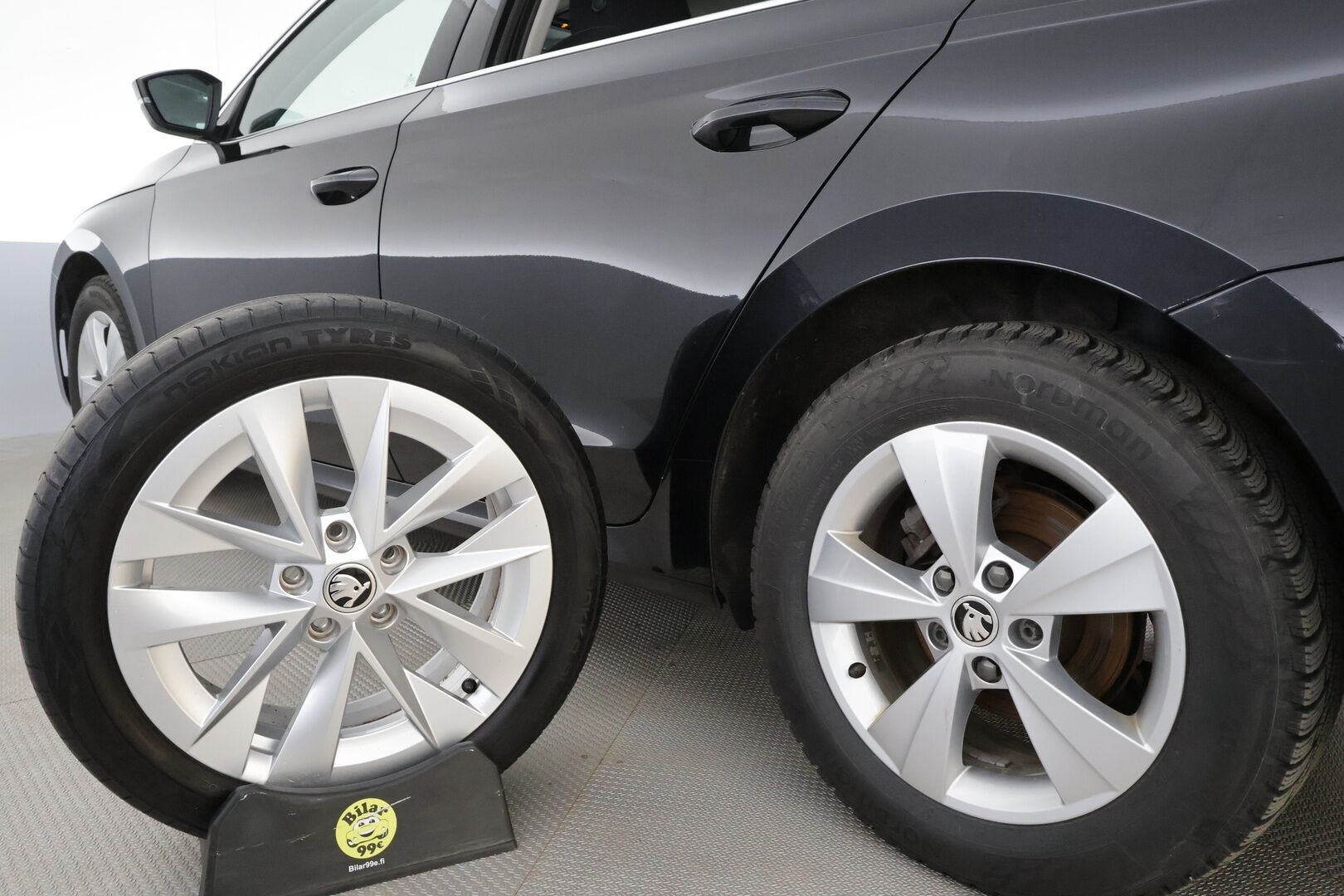 Skoda Octavia 2021 Combi 1,5 TSI Style eTEC DSG * ACC / P.kamera / Matrix LED / Webasto / KeylessGo / Digimittaristo / Navi * - Kahdet renkaat aluvanteilla / Merkkihuollettu - HULLUT BLACKWEEK JATKOT - KORKOTARJOUS 2,49%