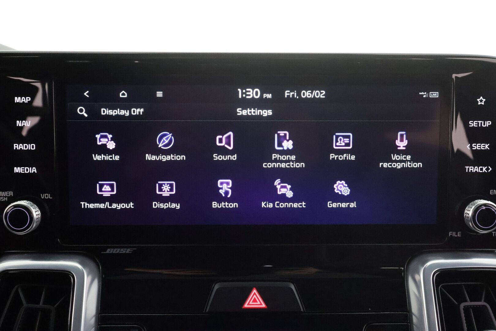 Kia Sorento 2023 1,6 T-GDI Plug-in Hybrid AWD Business Luxury AT 7P * ACC / HUD / 360° / Bose / Panorama / Ilmastoidut nahat / KeylessGo * - 1.Om Suomi-auto / Akku kuntotarkastettu SoH 98.2% / Muistipenkki / Kahdet renkaat aluvanteilla / Merkkihuollettu  / Huippuvarusteet