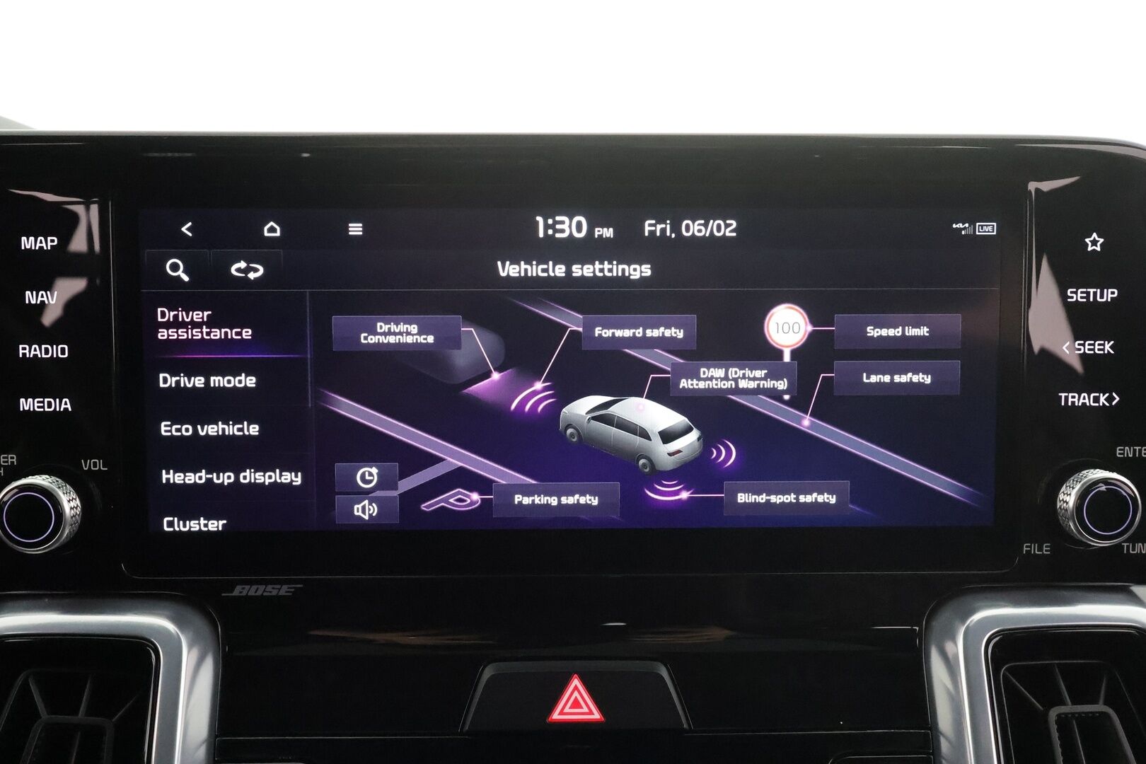 Kia Sorento 2023 1,6 T-GDI Plug-in Hybrid AWD Business Luxury AT 7P * ACC / HUD / 360° / Bose / Panorama / Ilmastoidut nahat / KeylessGo * - 1.Om Suomi-auto / Akku kuntotarkastettu SoH 98.2% / Muistipenkki / Kahdet renkaat aluvanteilla / Merkkihuollettu  / Huippuvarusteet