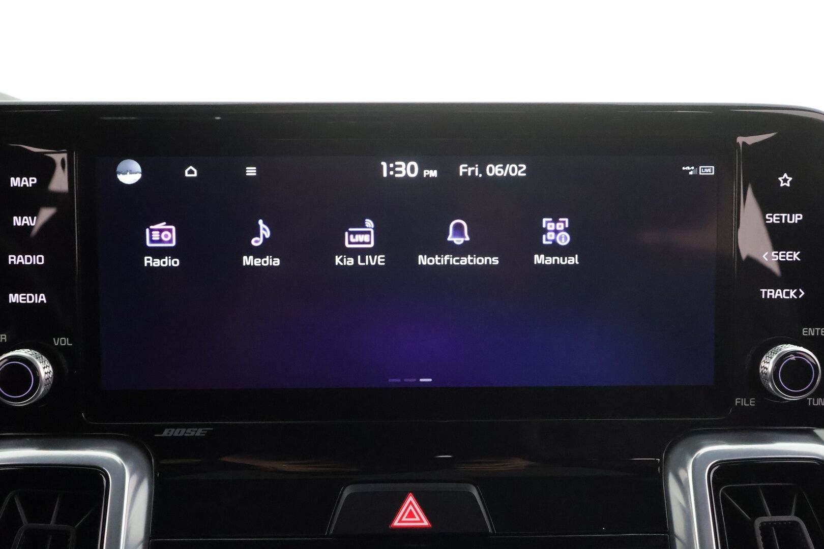 Kia Sorento 2023 1,6 T-GDI Plug-in Hybrid AWD Business Luxury AT 7P * ACC / HUD / 360° / Bose / Panorama / Ilmastoidut nahat / KeylessGo * - 1.Om Suomi-auto / Akku kuntotarkastettu SoH 98.2% / Muistipenkki / Kahdet renkaat aluvanteilla / Merkkihuollettu  / Huippuvarusteet