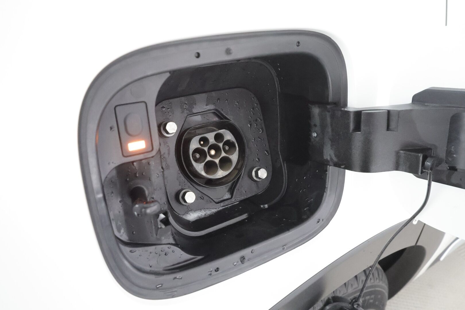 Kia Sorento 2023 1,6 T-GDI Plug-in Hybrid AWD Business Luxury AT 7P * ACC / HUD / 360° / Bose / Panorama / Ilmastoidut nahat / KeylessGo * - 1.Om Suomi-auto / Akku kuntotarkastettu SoH 98.2% / Muistipenkki / Kahdet renkaat aluvanteilla / Merkkihuollettu  / Huippuvarusteet