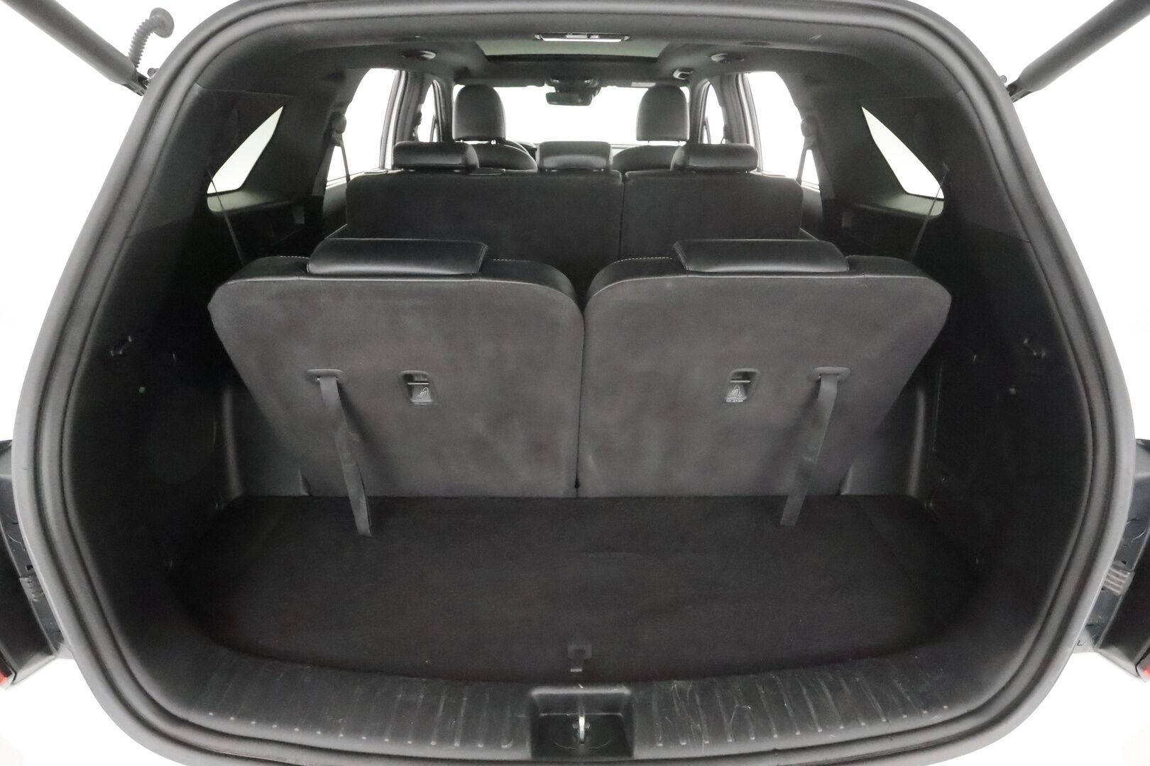 Kia Sorento 2023 1,6 T-GDI Plug-in Hybrid AWD Business Luxury AT 7P * ACC / HUD / 360° / Bose / Panorama / Ilmastoidut nahat / KeylessGo * - 1.Om Suomi-auto / Akku kuntotarkastettu SoH 98.2% / Muistipenkki / Kahdet renkaat aluvanteilla / Merkkihuollettu  / Huippuvarusteet