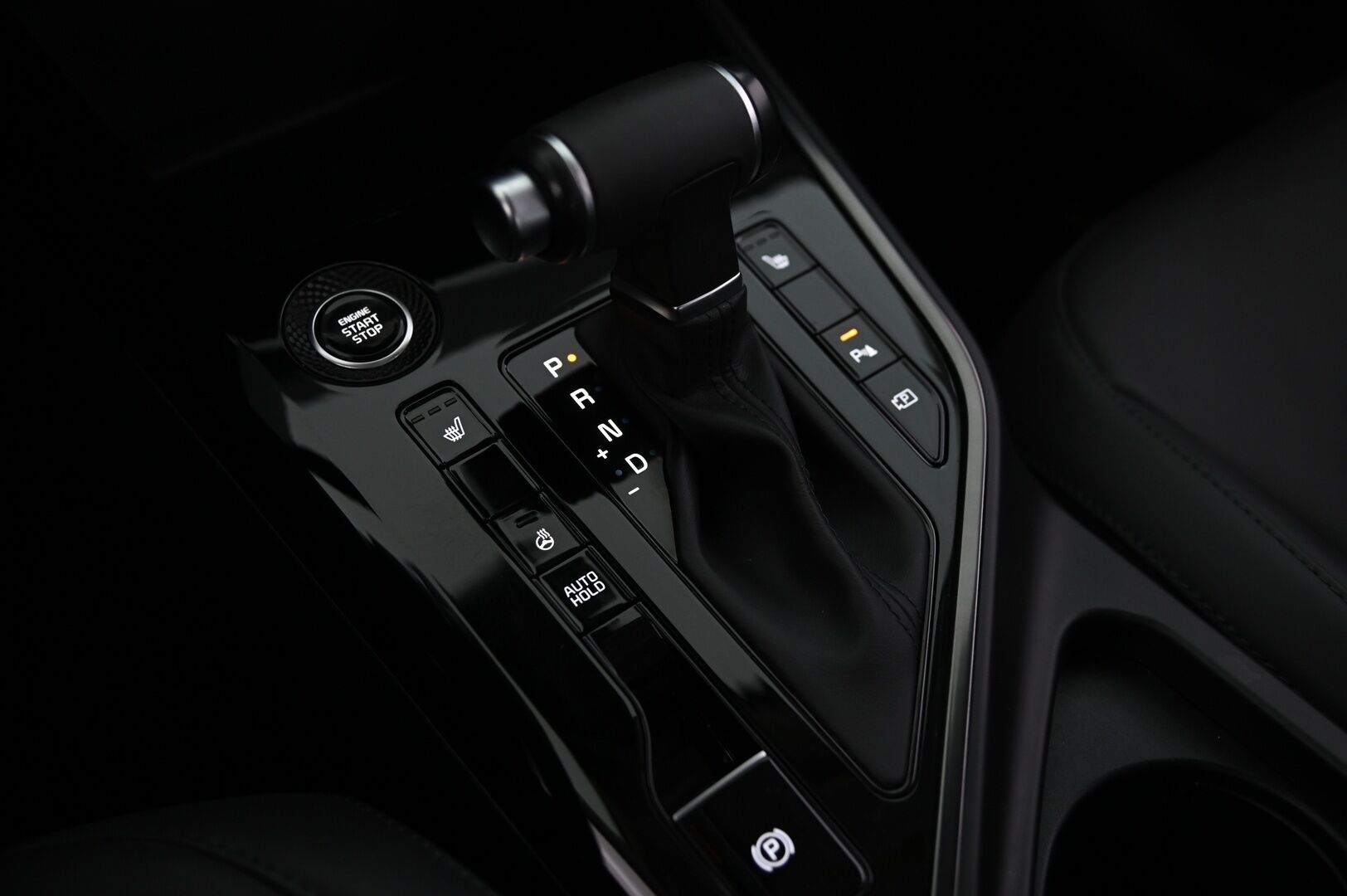 Kia Niro 2023 1,6 GDI Hybrid Business Luxury DCT - Juuri huollettu! | Adapt.vakkari | Navi | 1.om | Suomi-auto | Lohkolämmitin | Applecarplay | Ratinlämmitin | P*kamera | 2x Renkaat & vanteet