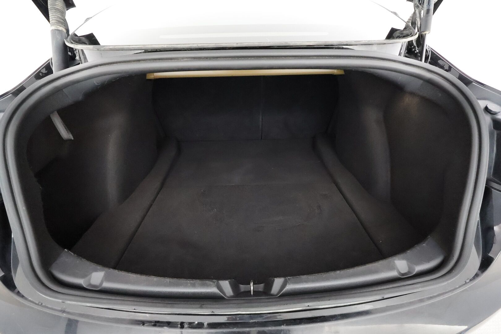 Tesla Model 3 2023 Long Range - | ILP | Koukku | Lasikatto | ACC | Matrix-LED | P.Kamera | Muistipenkki | Premium Audio | Navi | Kaistavahti | Keyless | 1-om Suomi-auto | 2x Latauskaapelit | Kahdet renkaat |