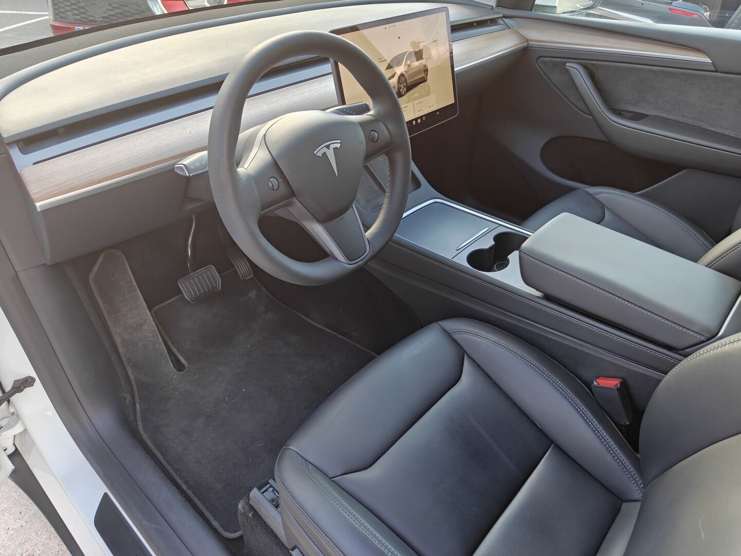 Tesla Model Y 2023 Long Range * Koukku / ILP / ACC / Lasikatto / Matrix-LED / P.Kamera / Muistipenkki / Premium Audio / Navi / Keyless * - 1-om Suomi-auto / 2x Latauskaapelit / Kahdet renkaat aluvanteilla - HULLUT AVAJAISHULINAT KORKOTARJOUS 3,29 %