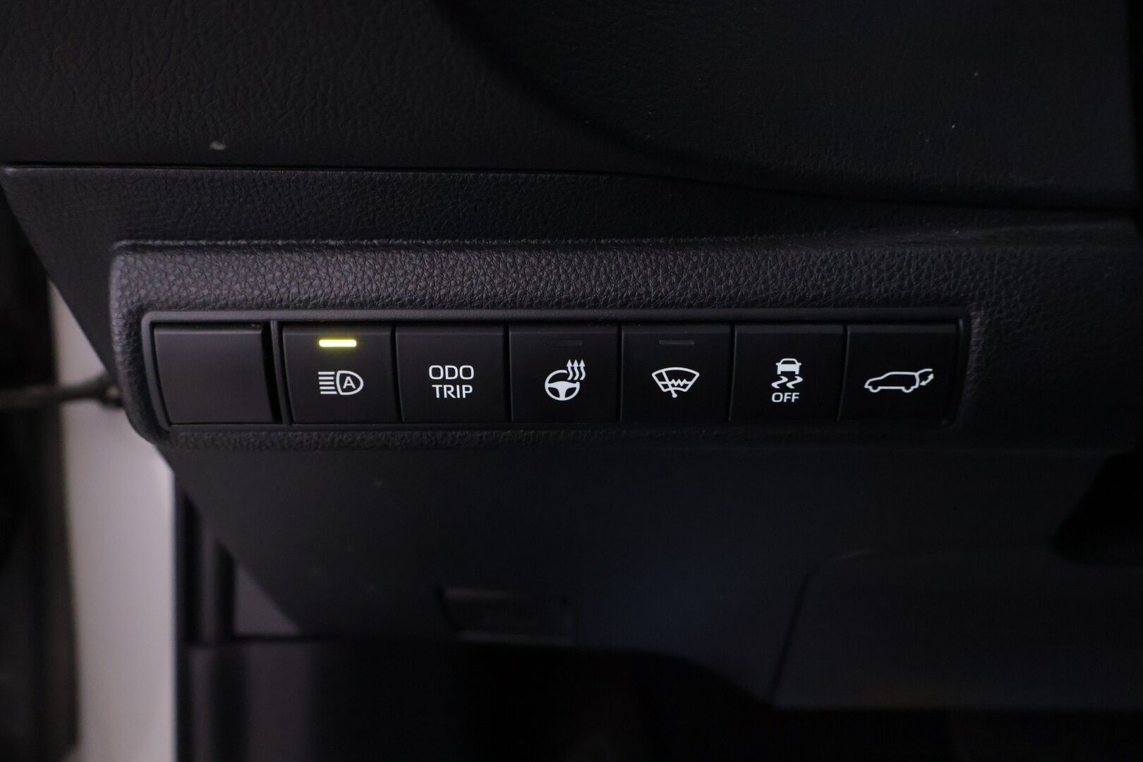 Toyota Corolla 2023 Touring Sports 2,0 Hybrid GR SPORT - Facelift | HUD | ACC | JBL | S.kontti | Navi | Lämoratti | Nahat | Erikoisväri - KORKO VAIN 3,99 %