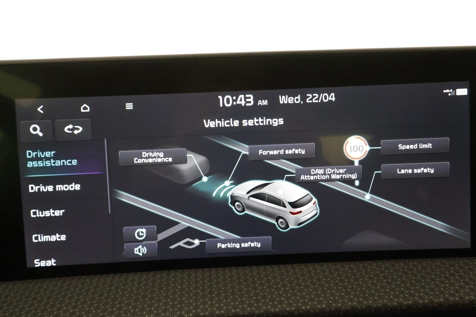 Kia EV6 2023 AWD 58 kWh 235 hv - ACC | Koukku | ILP | P.Kamera | Muistipenkki | Navi | LED | Keyless | Sähköluukku