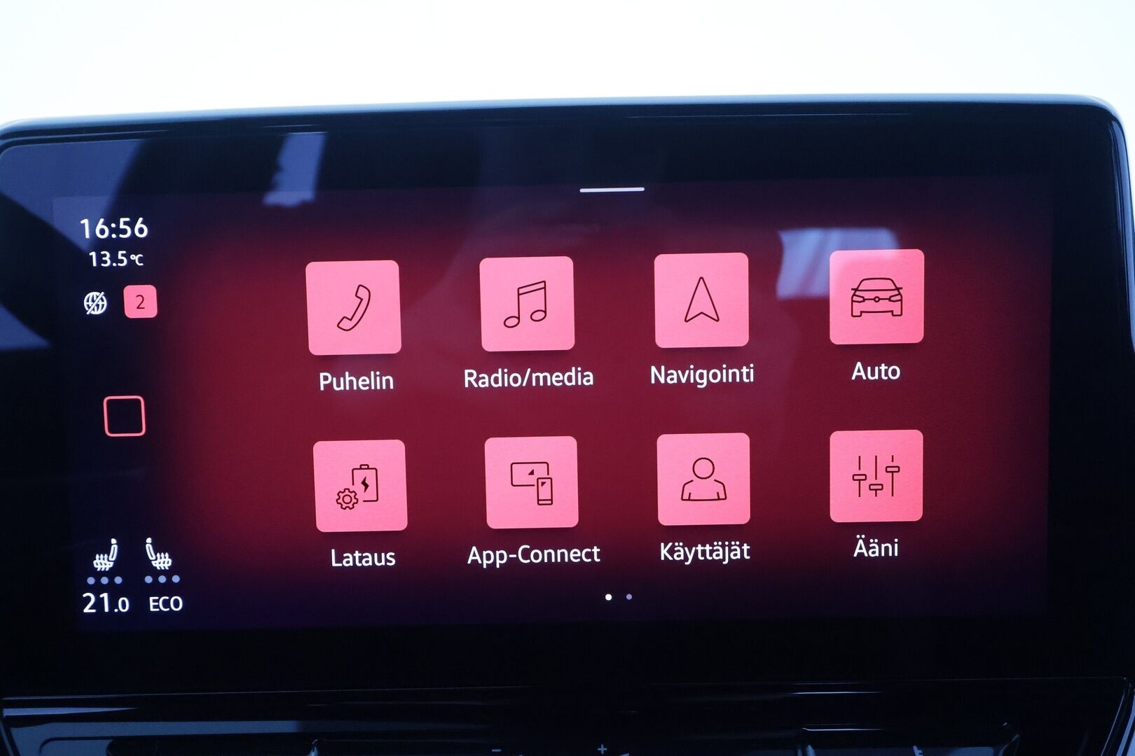 Volkswagen ID.4 2023 Pro Performance FastLane 150 kW - | ACC | Koukku | P-Kamera | ILP | LED | Kaistavahti | Navi | Keyless | 1-om Suomi-auto | 2x Latauskaapelit | Kahdet renkaat aluvanteilla | Merkkihuollot |