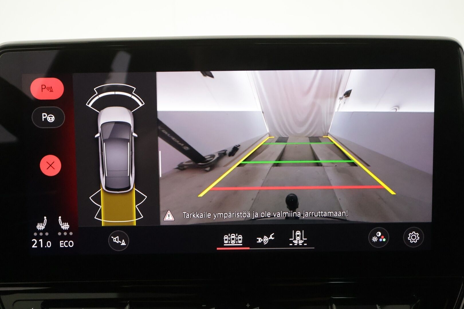 Volkswagen ID.4 2023 Pro Performance FastLane 150 kW - | ACC | Koukku | P-Kamera | ILP | LED | Kaistavahti | Navi | Keyless | 1-om Suomi-auto | 2x Latauskaapelit | Kahdet renkaat aluvanteilla | Merkkihuollot |