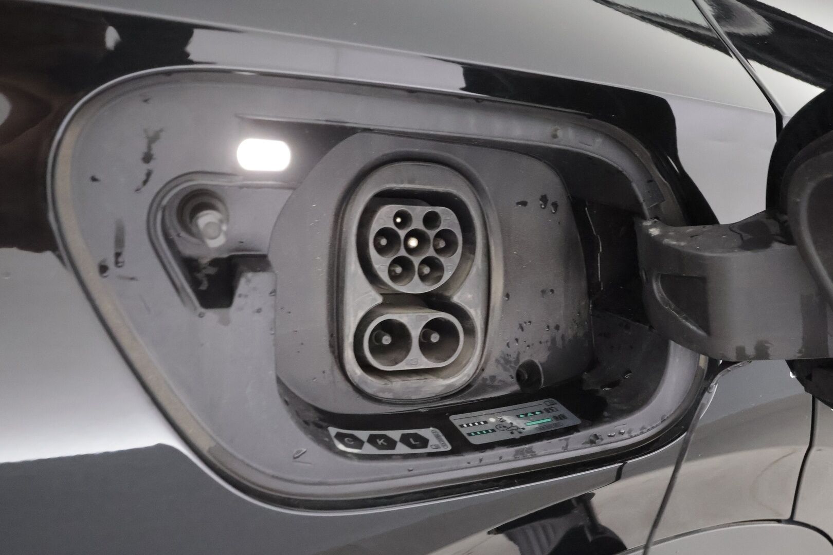 Volkswagen ID.4 2023 Pro Performance FastLane 150 kW, akku 77 kWh - | ACC | ILP | Koukku | Keyless | P.kamera | P.tutkat | LED | Ambient light | Lämm. ratti | Apple & Android | 1-om suomiauto | 2x renkaat aluin |  