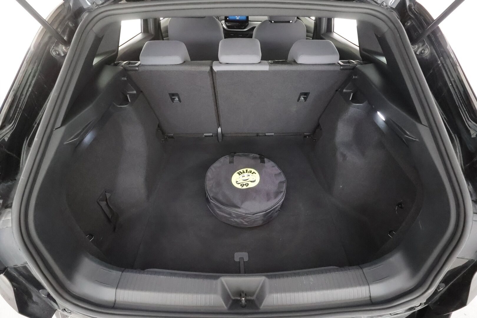Volkswagen ID.4 2023 Pro Performance FastLane 150 kW, akku 77 kWh - | ACC | ILP | Koukku | Keyless | P.kamera | P.tutkat | LED | Ambient light | Lämm. ratti | Apple & Android | 1-om suomiauto | 2x renkaat aluin |  