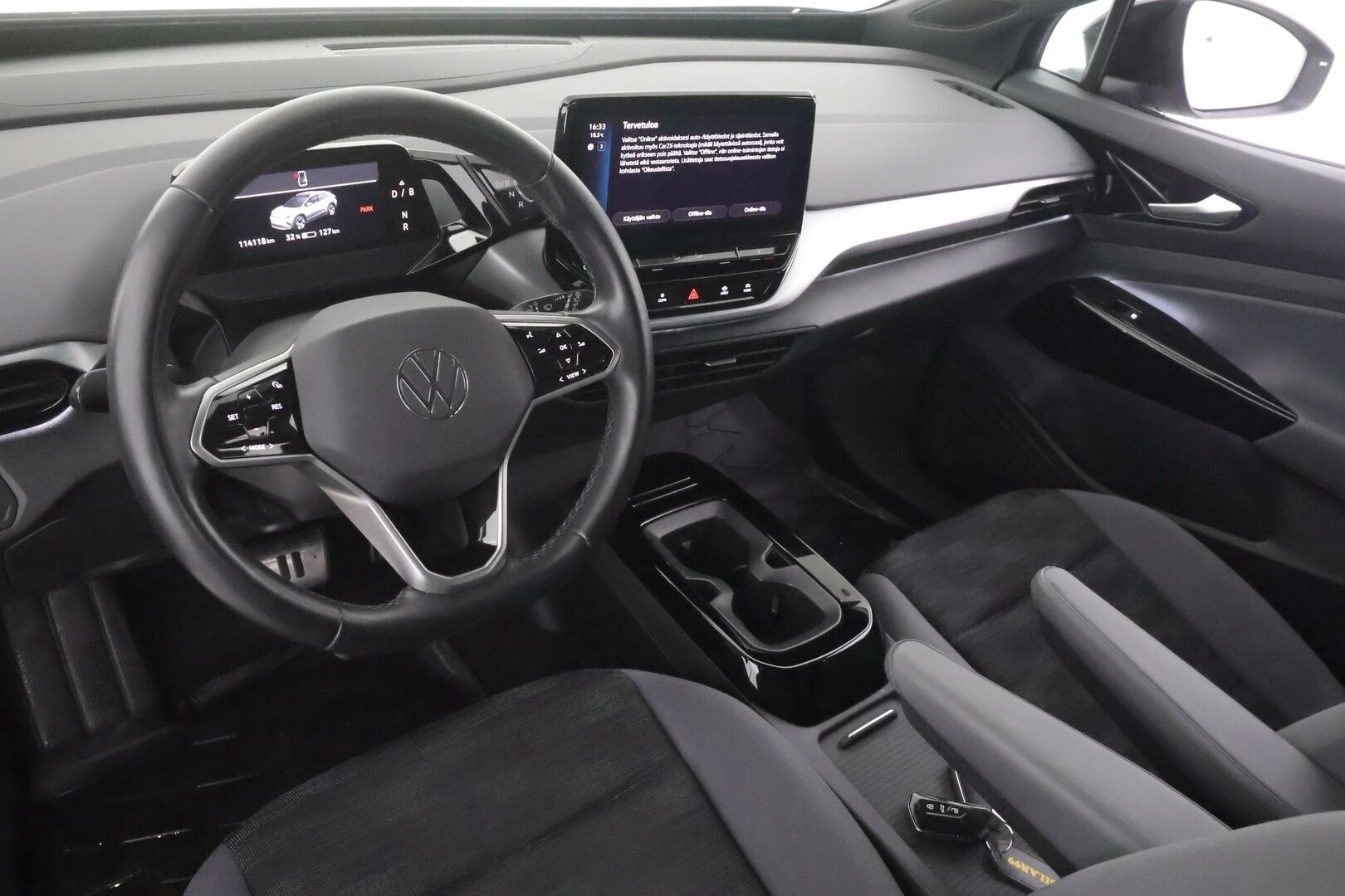 Volkswagen ID.4 2023 Pro Performance FastLane 150 kW, akku 77 kWh - | ACC | ILP | Koukku | Keyless | P.kamera | P.tutkat | LED | Ambient light | Lämm. ratti | Apple & Android | 1-om suomiauto | 2x renkaat aluin |  