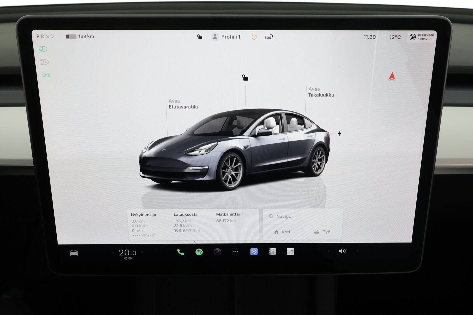 Tesla Model 3 2023 Long Range * Koukku / ILP / ACC / Matrix-LED / P.kamera / Muistipenkki / Premium Audio / Navi / Kaistavahti / Keyless * - Akku kuntotarkastettu / Suomi-auto / 2x Latauskaapelit / Kahdet renkaat