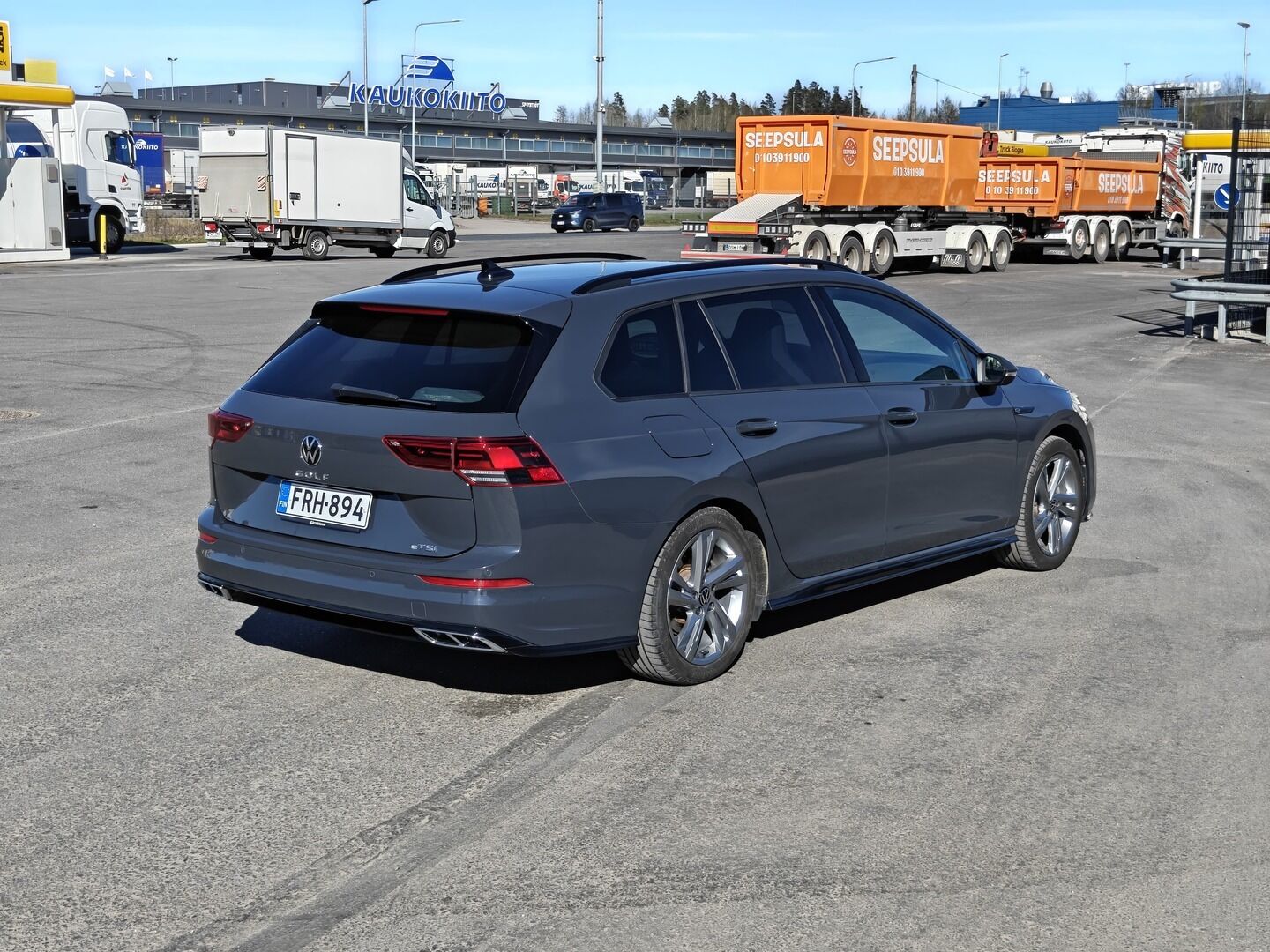 Volkswagen Golf 2023 Variant R-Line 1,5 eTSI 110 kW (MHEV) DSG * ACC / Digimittaristo / Sporttipenkit / P.Kamera * - HULLUT AVAJAISHULINAT KORKOTARJOUS 3,29 %