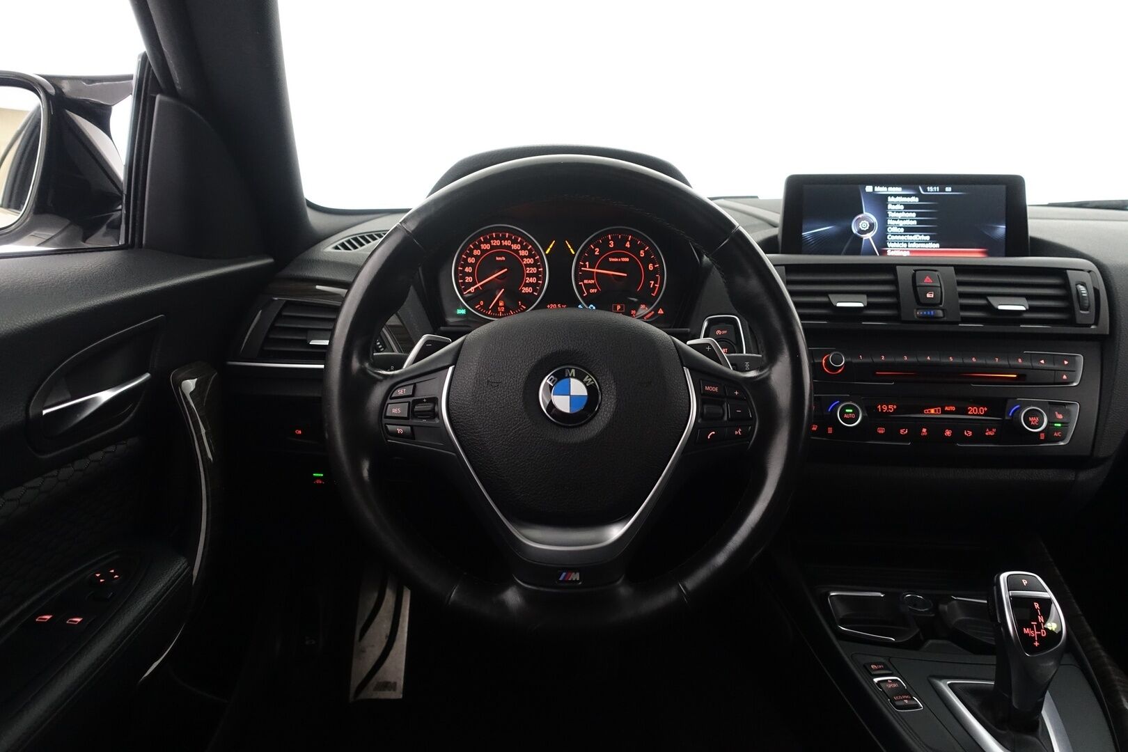 BMW M135I 2014 F21 Hatchback M135i A xDrive - | 110tkm-Moottori! | Kattoluukku | HiFi | Remus - Putkenpäät | Driving Assistant | Prof. navi | Adapt. Xenon | Alcantara-Sporttipenkit | Kaistavahti | Tutkat | 2X Renkaat & Aluvanteet |