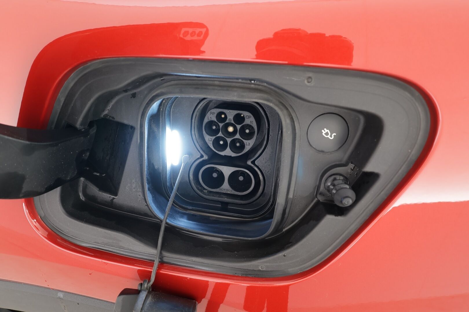 Volvo C40 2023 Recharge Single Plus * ACC / ILP / P.kamera / BLIS / Facelift / LED / Navi / Lasikatto / Muistipenkki * - 1.Om Suomi-auto / Kahdet renkaat aluvanteilla / Merkkihuollettu