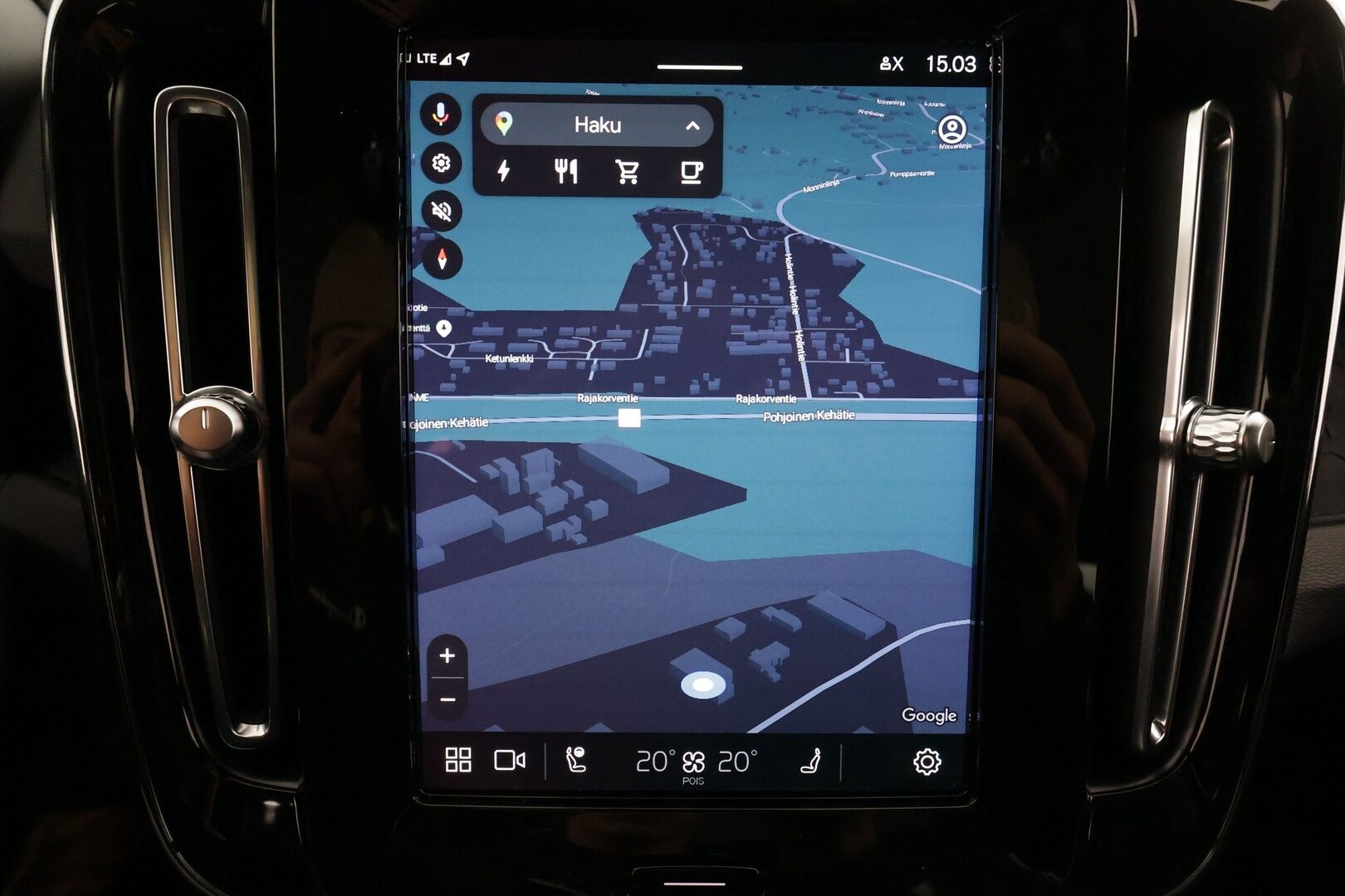 Volvo C40 2023 Recharge Single Plus * ACC / ILP / P.kamera / BLIS / Facelift / LED / Navi / Lasikatto / Muistipenkki * - 1.Om Suomi-auto / Kahdet renkaat aluvanteilla / Merkkihuollettu