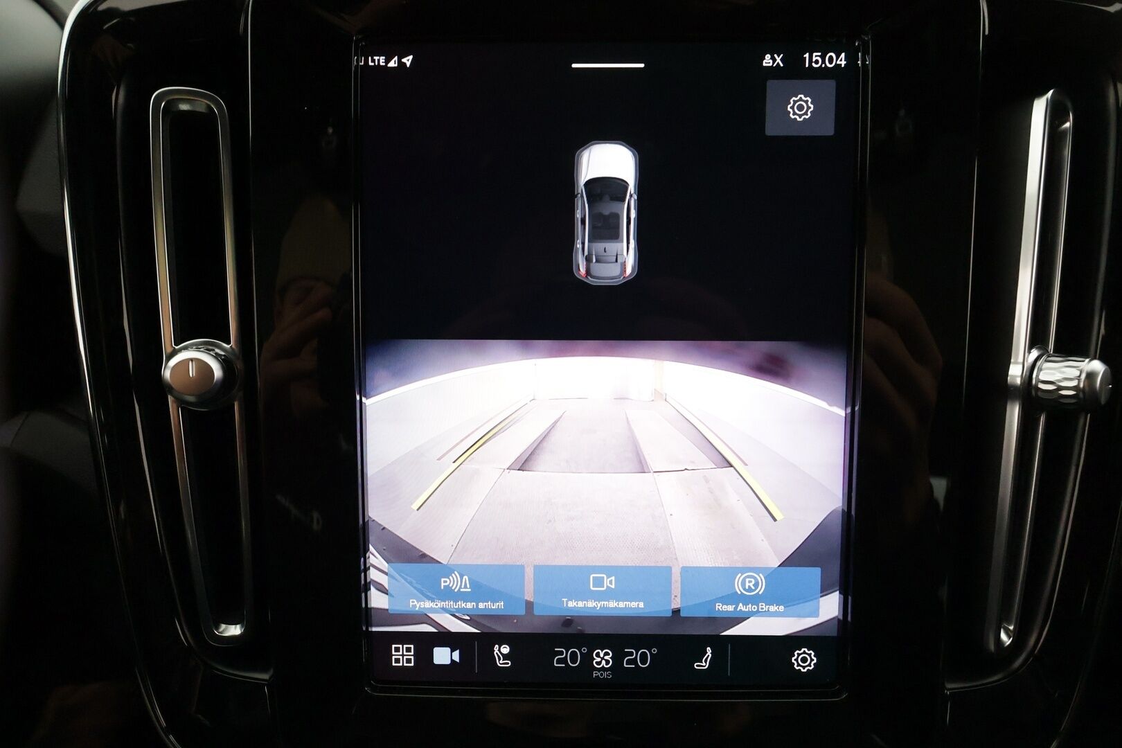 Volvo C40 2023 Recharge Single Plus * ACC / ILP / P.kamera / BLIS / Facelift / LED / Navi / Lasikatto / Muistipenkki * - 1.Om Suomi-auto / Kahdet renkaat aluvanteilla / Merkkihuollettu