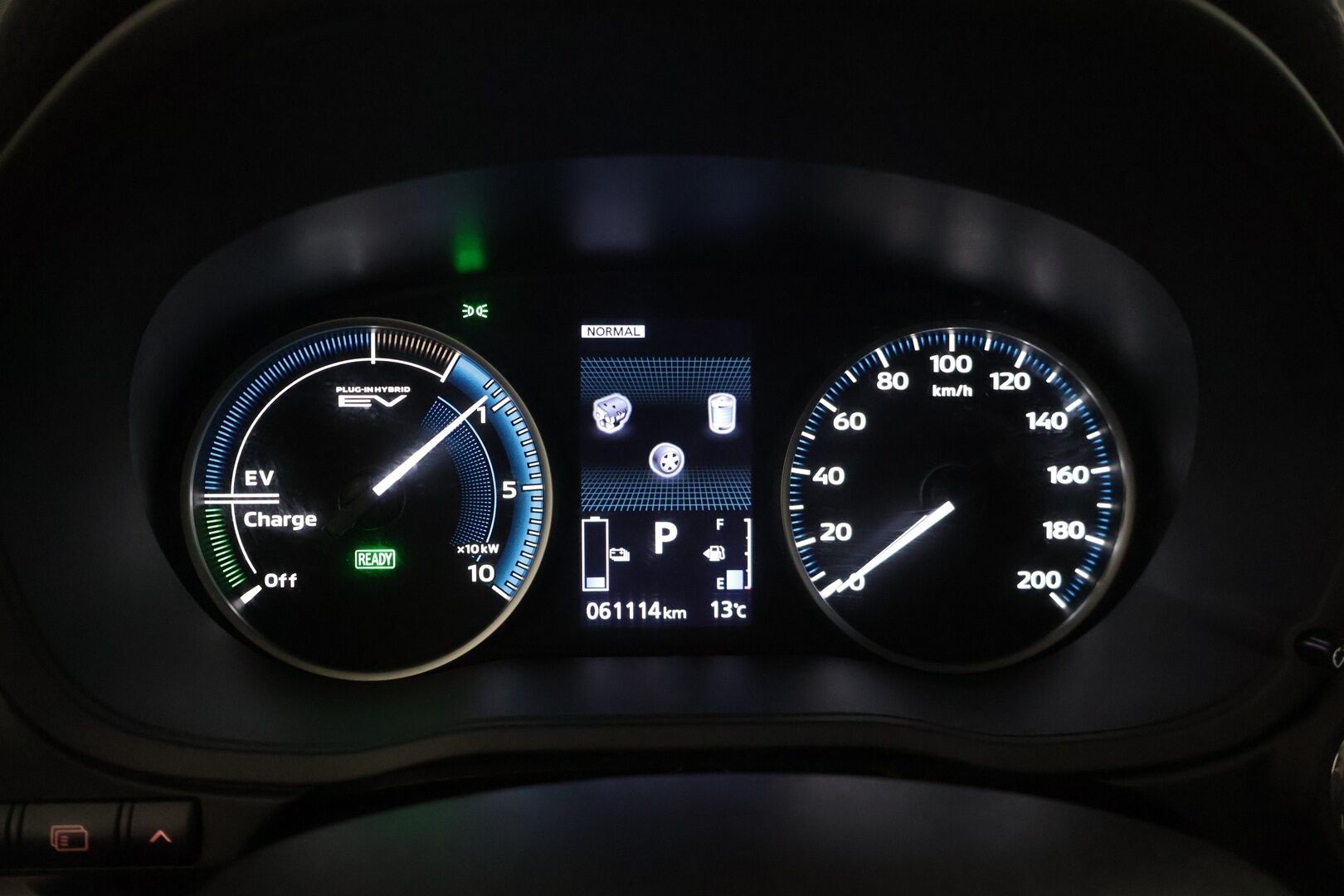 Mitsubishi Eclipse Cross 2021 2.4 PHEV Inform 4WD * P-kamera / KeylessGo / LED / Apple&Android Carplay * - *Kahdet siisti vanteet / Juuri huollettu *