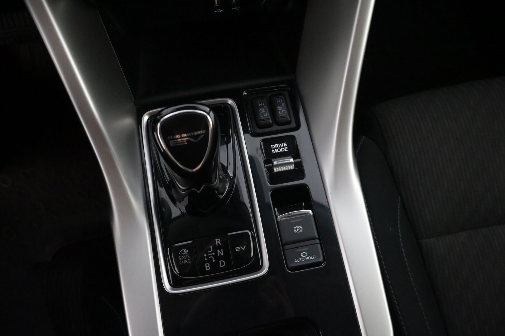 Mitsubishi Eclipse Cross 2021 2.4 PHEV Inform 4WD * P-kamera / KeylessGo / LED / Apple&Android Carplay * - *Kahdet siisti vanteet / Juuri huollettu *