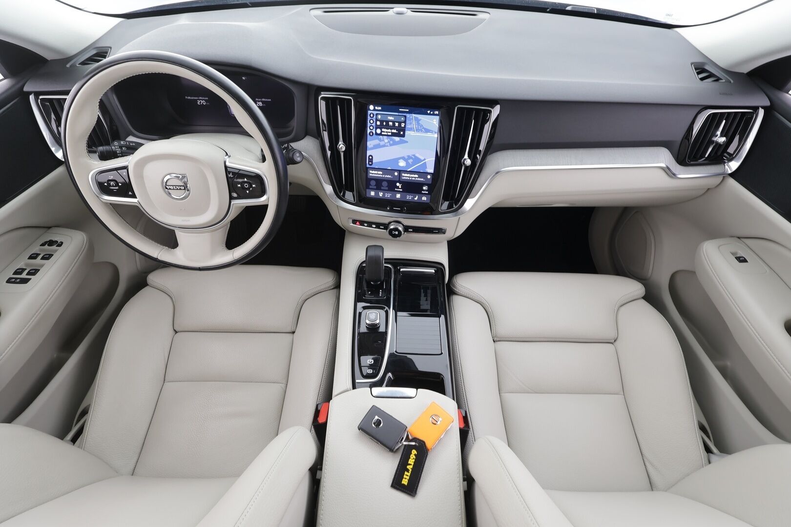 Volvo V60 2023 T6 AWD Long Range Plus Dark aut - | ACC | Muistinahat | 360° | Pilot assist | High performance audio | LED | Lämm. tuulilasi | 1-om suomiauto | ALV | 