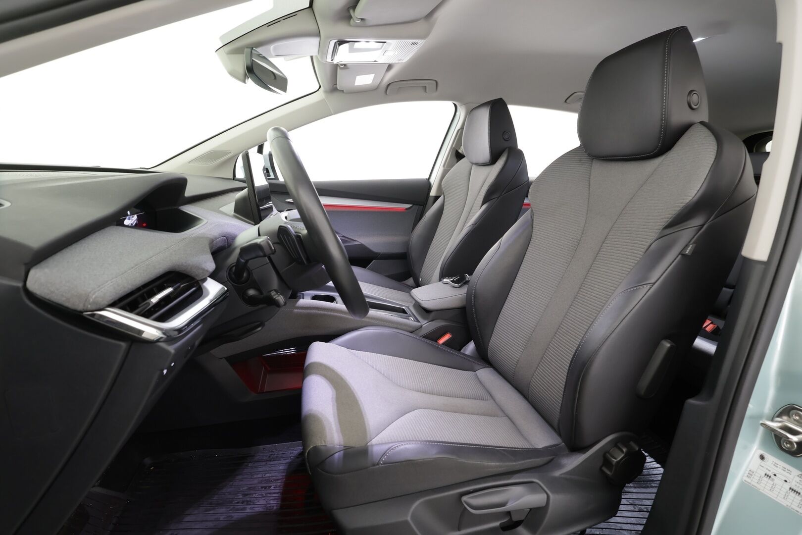 Skoda Enyaq 2023 80x 4x4 iV * ACC / ILP / Matrix LED / P.Kamera / Puolinahat / Ratinlämmitin / Navi / Keyless / Sähköluukku * - 1.Om Suomi-auto / Kahdet renkaat aluvanteilla / Merkkihuollettu - HULLUT AVAJAISHULINAT KORKOTARJOUS 3,29 %