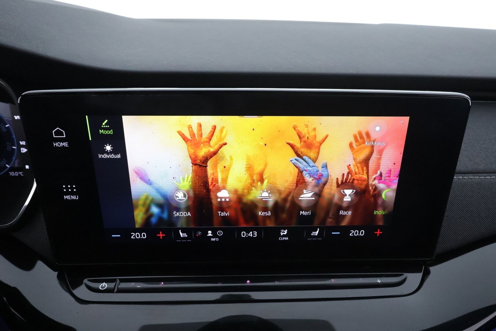 Skoda Octavia 2023 Combi 2.0 TDI 150 SportLine Nordic Edition DSG Autom. * Webasto / HUD / Matrix LED / Koukku / ACC / P.kamera / Keyless * - 1.Om Suomi-auto / Kahdet Renkaat