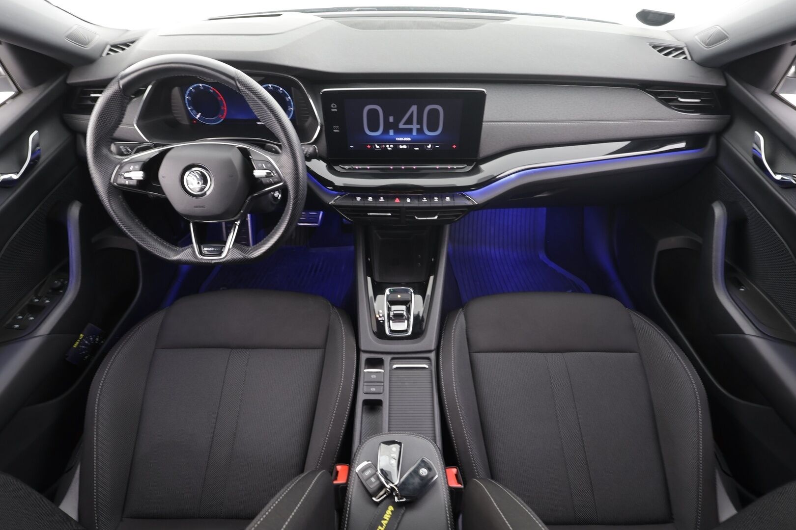 Skoda Octavia 2023 Combi 2.0 TDI 150 SportLine Nordic Edition DSG Autom. * Webasto / HUD / Matrix LED / Koukku / ACC / P.kamera / Keyless * - 1.Om Suomi-auto / Kahdet Renkaat