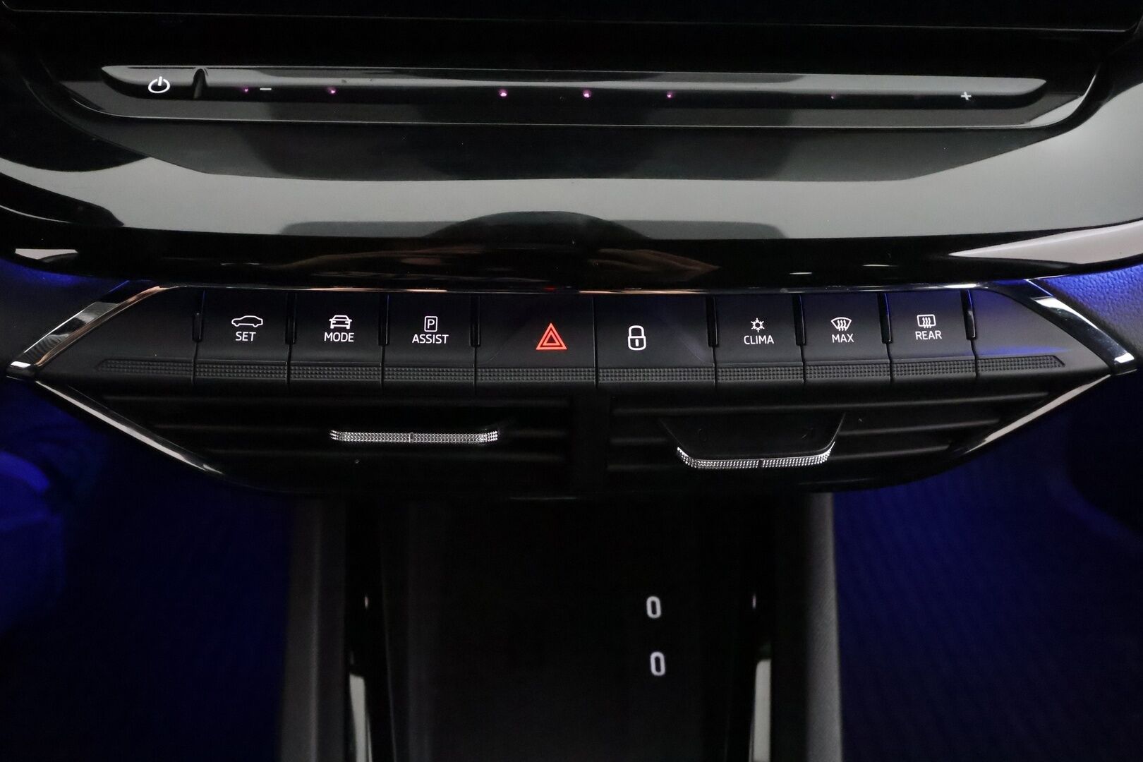 Skoda Octavia 2023 Combi 2.0 TDI 150 SportLine Nordic Edition DSG Autom. * ACC / Webasto / Matrix LED / Koukku / Keyless / Navi * - 1.Om Suomi-auto / Kahdet Renkaat