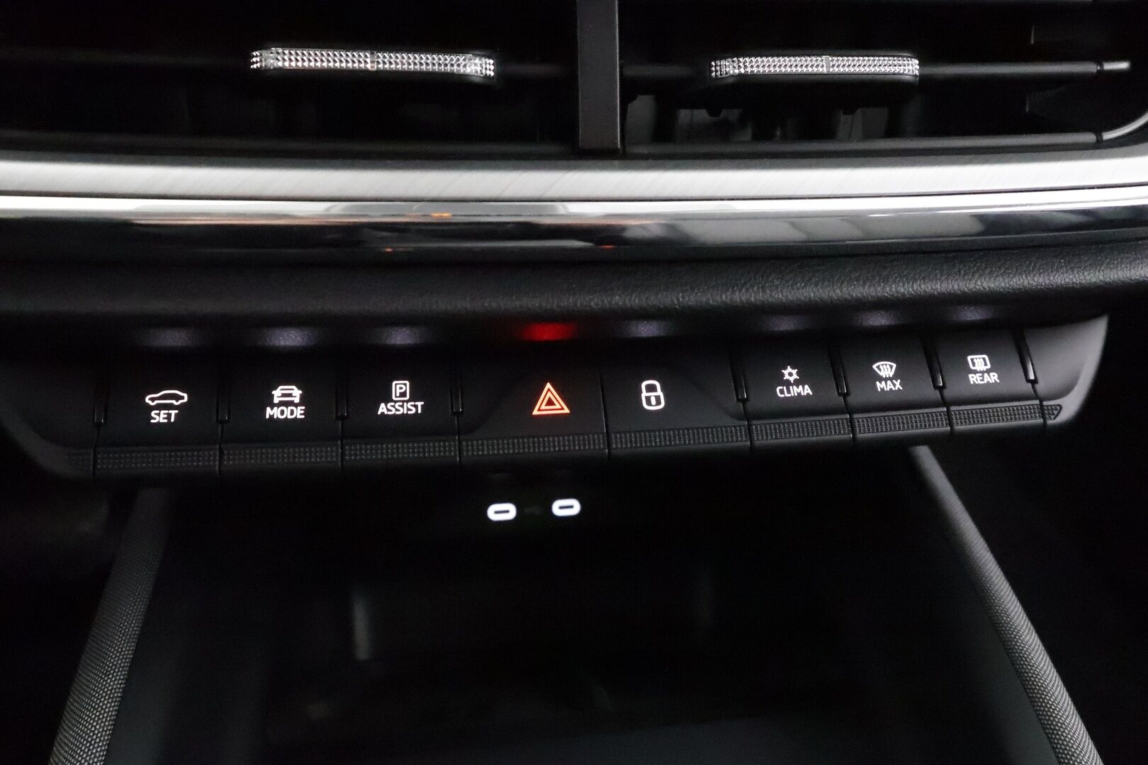 Skoda Enyaq 2023 80x 4x4 iV * ACC / ILP / Koukku / P.kamera / Matrix / Navi / Kaistavahti / Muistipenkki / Keyless * - 1-om Suomi-auto / Kahdet renkaat aluvanteilla / Merkkihuollot - HULLUT AVAJAISHULINAT KORKOTARJOUS 3,29 %