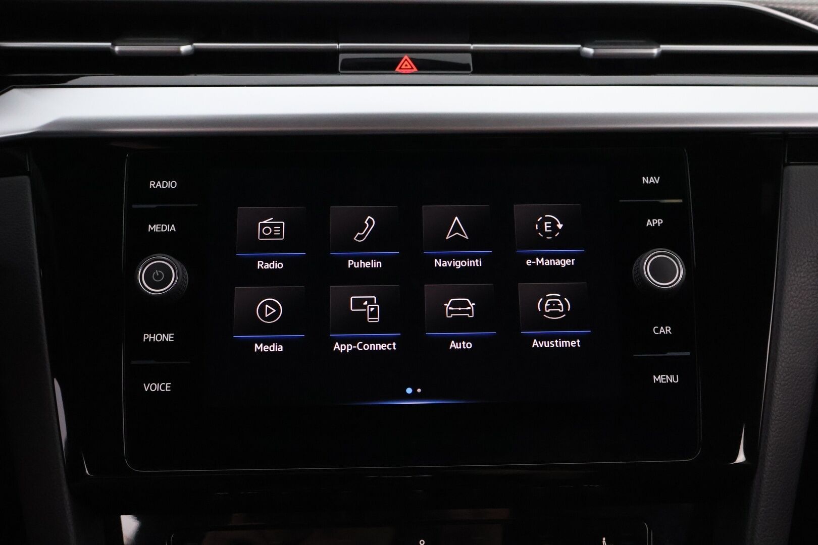 Volkswagen Arteon 2022 Shooting Brake R-Line eHybrid 160 kW DSG-automaatti - Adapt.Vakkari / Lisälämmitin / Digimittaristo / Vetokoukku / Nahka-Alcantara / Adapt.LED / Peruutuskamera / Supervarusteet!