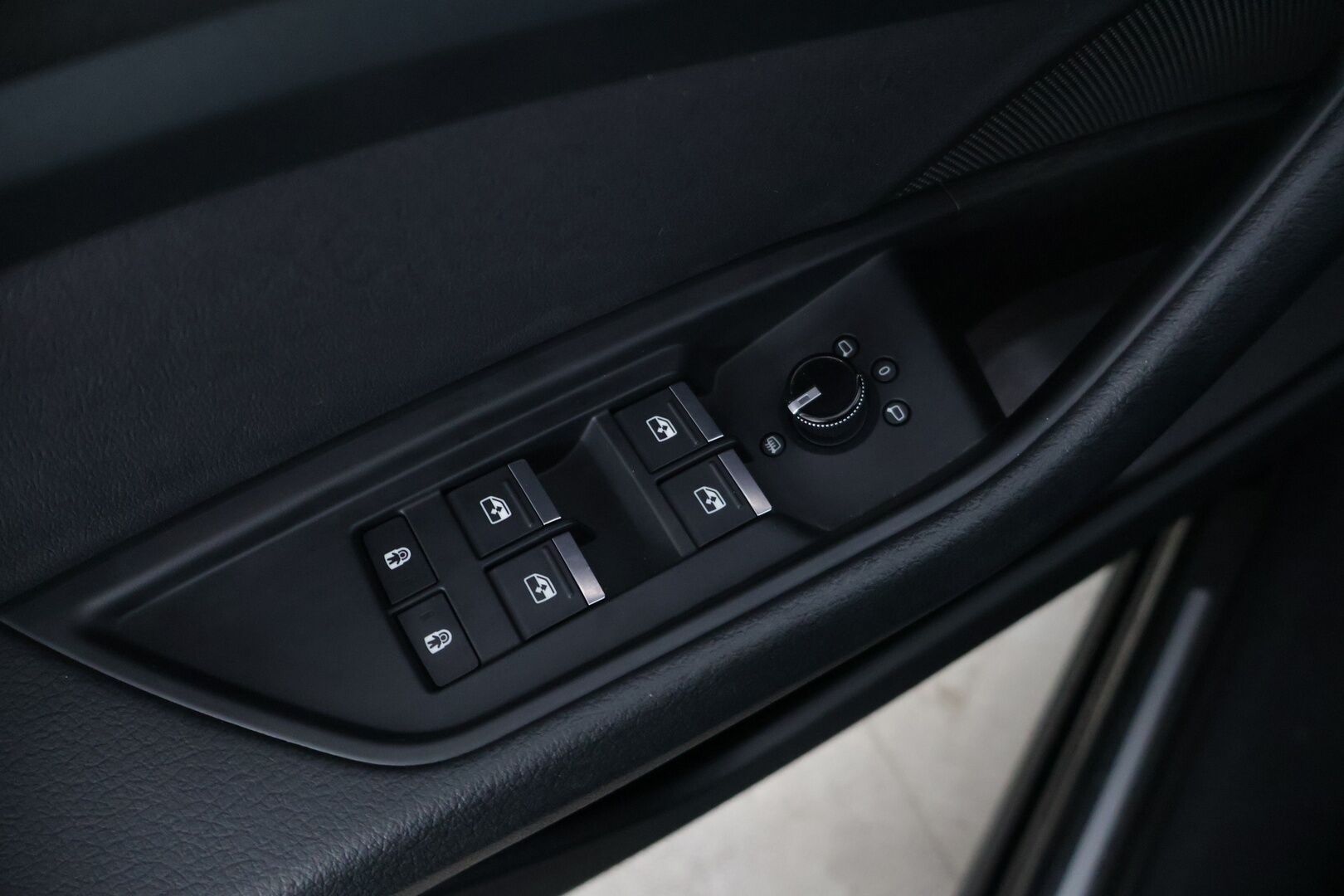 Audi e-tron 2020 E-TRON 50 quattro *ACC / Muistipenkki / P. Kamera / Nahkasisusta / Ilma-alusta* - Juuri saapunut! / Kahdet renkaat alumiinivanteilla!