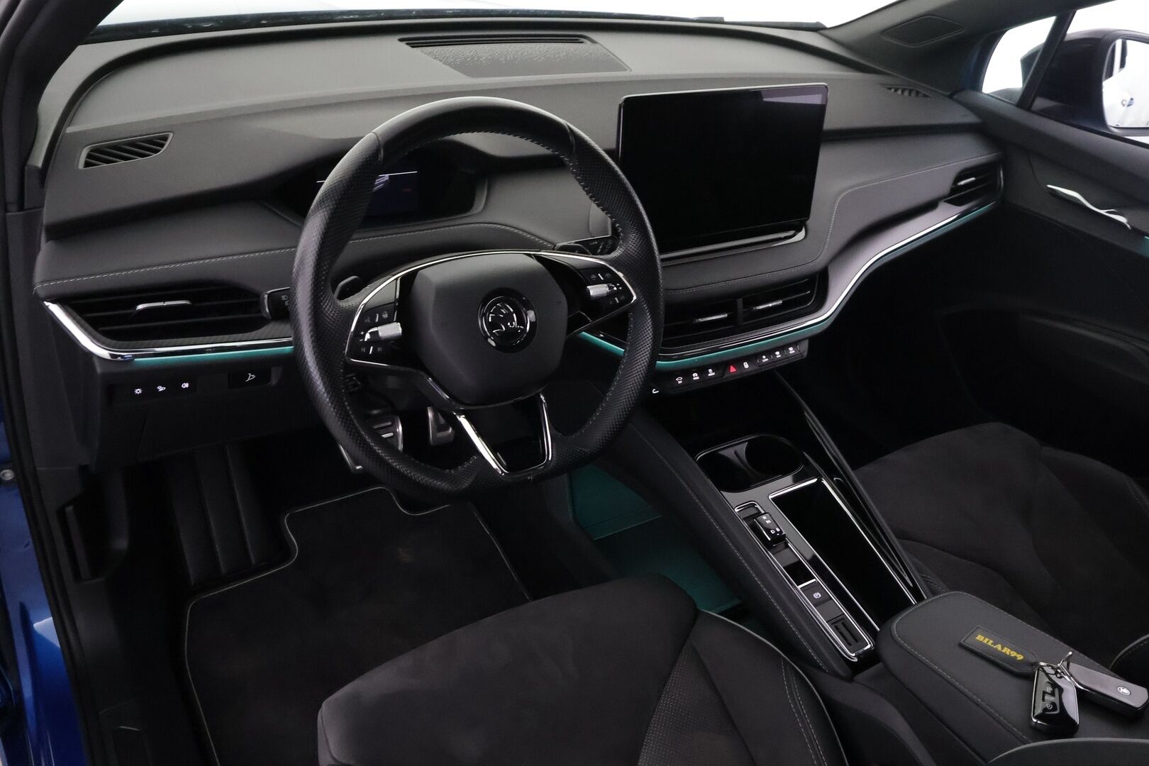 Skoda Enyaq 2023 80x 4x4 SportLine iV - | ACC | ILP | P.Kamera | Puolinahat | Ratinlämmitys | Digimittaristo | Keyless | Apple&Android | 1.Om Suomi-auto | Kahdet Renkaat | Merkkihuollettu |