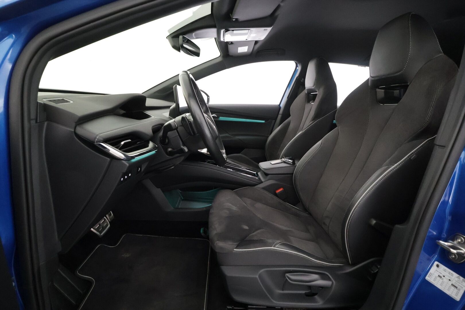Skoda Enyaq 2023 80x 4x4 SportLine iV - | ACC | ILP | P.Kamera | Puolinahat | Ratinlämmitys | Digimittaristo | Keyless | Apple&Android | 1.Om Suomi-auto | Kahdet Renkaat | Merkkihuollettu |
