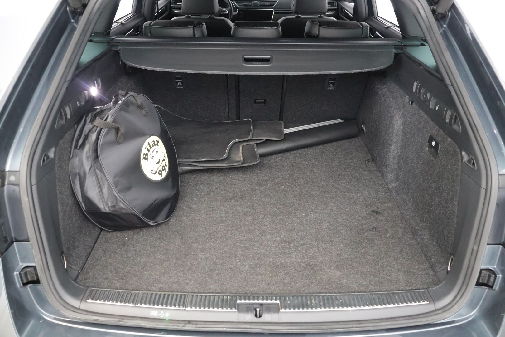 Skoda Superb 2020 Combi 1,4 TSI PHEV L&K iV DSG * Webasto / Adapt. Vak / 360 kamera / LED / Keyless / S-Kontti / S-Koukku * - Hyvä huoltohistoria / Katsastettu 8/25 / Hyvä maalipinta *