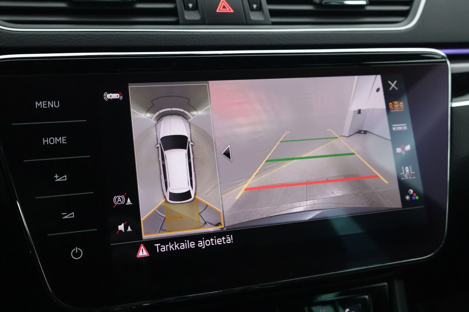 Skoda Superb 2020 Combi 1,4 TSI PHEV L&K iV DSG * Webasto / Adapt. Vak / 360 kamera / LED / Keyless / S-Kontti / S-Koukku * - Hyvä huoltohistoria / Katsastettu 8/25 / Hyvä maalipinta *