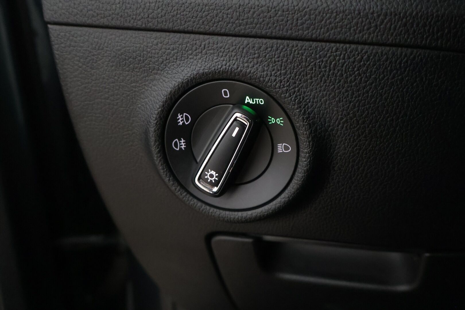 Skoda Superb 2020 Combi 1,4 TSI PHEV L&K iV DSG * Webasto / Adapt. Vak / 360 kamera / LED / Keyless / S-Kontti / S-Koukku * - Hyvä huoltohistoria / Katsastettu 8/25 / Hyvä maalipinta *