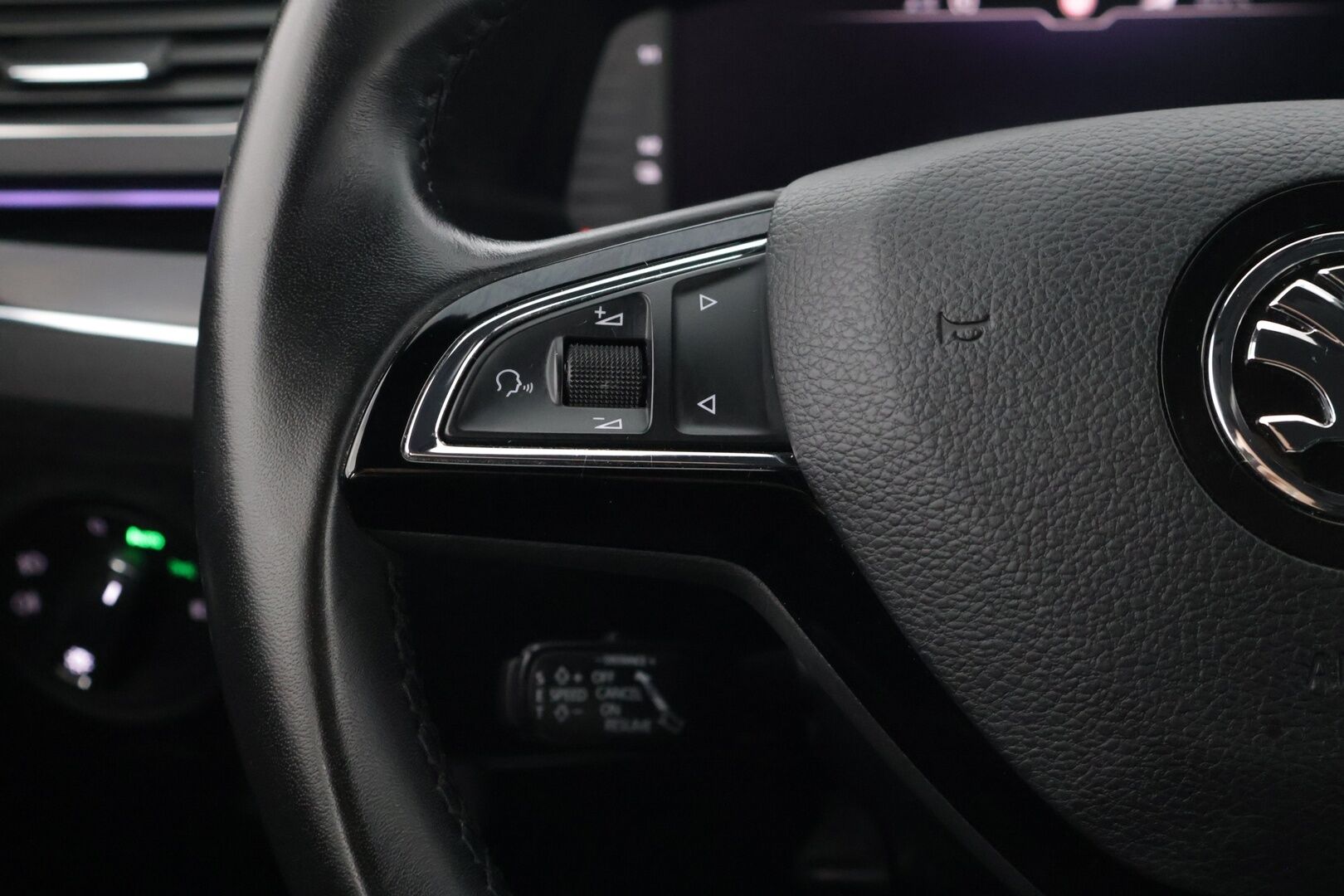 Skoda Superb 2020 Combi 1,4 TSI PHEV L&K iV DSG * Webasto / Adapt. Vak / 360 kamera / LED / Keyless / S-Kontti / S-Koukku * - Hyvä huoltohistoria / Katsastettu 8/25 / Hyvä maalipinta *