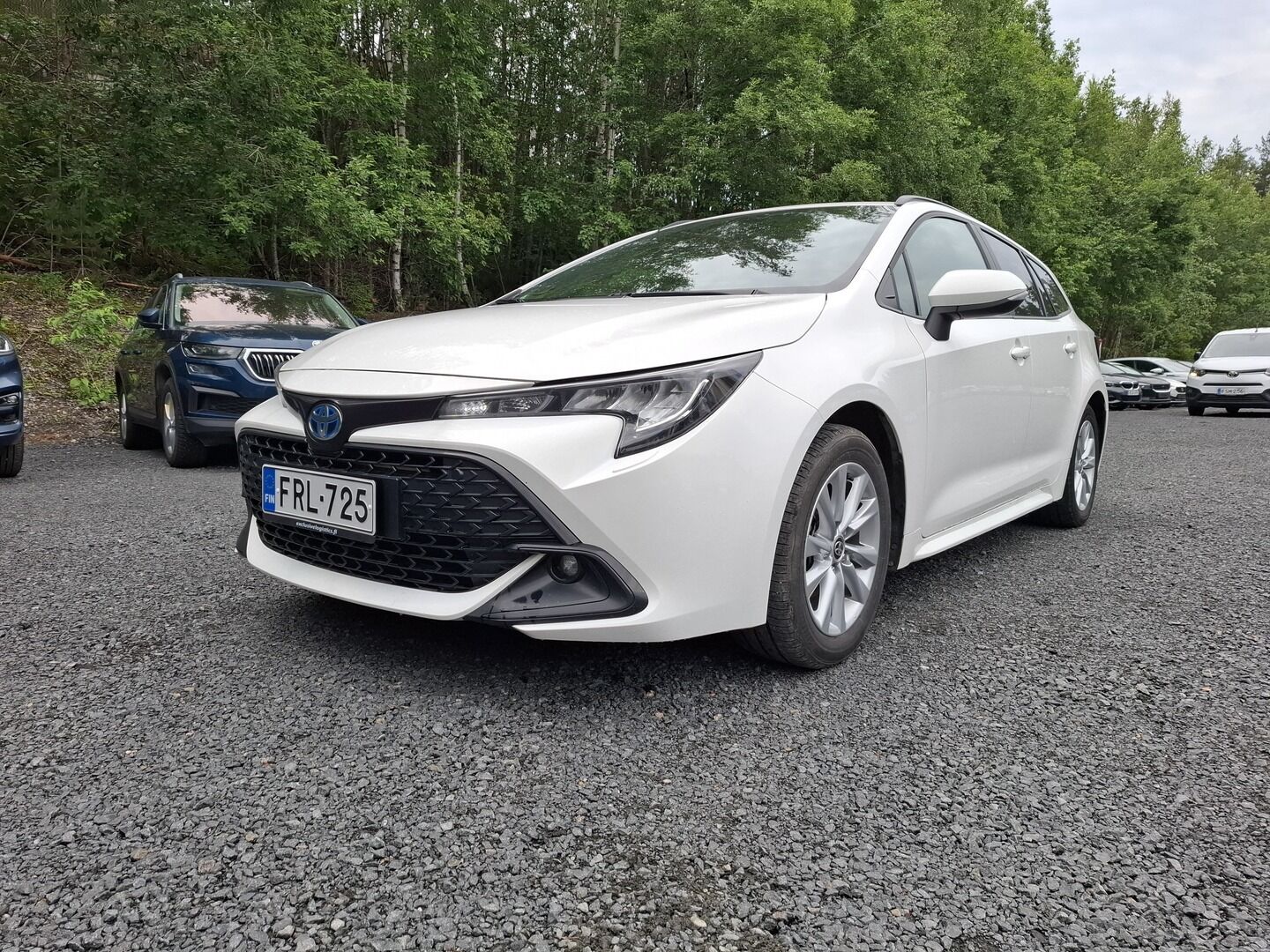 Toyota Corolla 2023 Toyota Corolla Touring Sports 1,8 Hybrid Active **Facelift / Adapt.vakkari / P.kamera / Ratinlämmitin / Apple&Android** - Suomi-auto / Merkkihuollettu