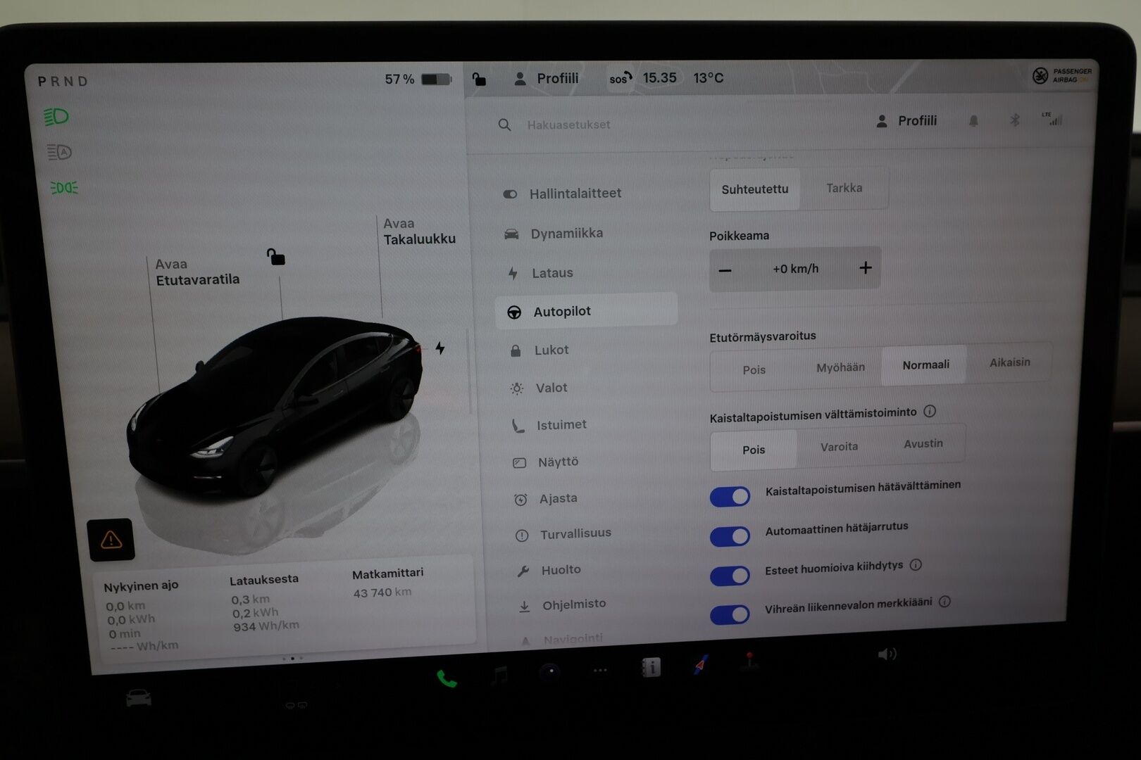 Tesla Model 3 2023 Long-Range RWD * Lasikatto / ILP / ACC / Matrix-LED / Muistipenkki / Navi / Kaistavahti / Keyless * - 1-om Suomi-auto / Kahdet renkaat