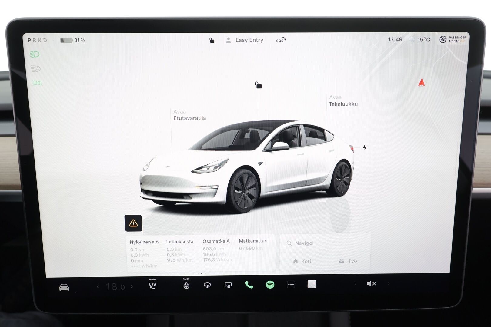 Tesla Model 3 2023 Long-Range RWD * Lasikatto / ILP / ACC / Matrix-LED / Muistipenkki / P.Kamera / Navi / Kaistavahti / Keyless * - 1-om Suomi-auto / Akku kuntotarkastettu / Kahdet renkaat vanteilla