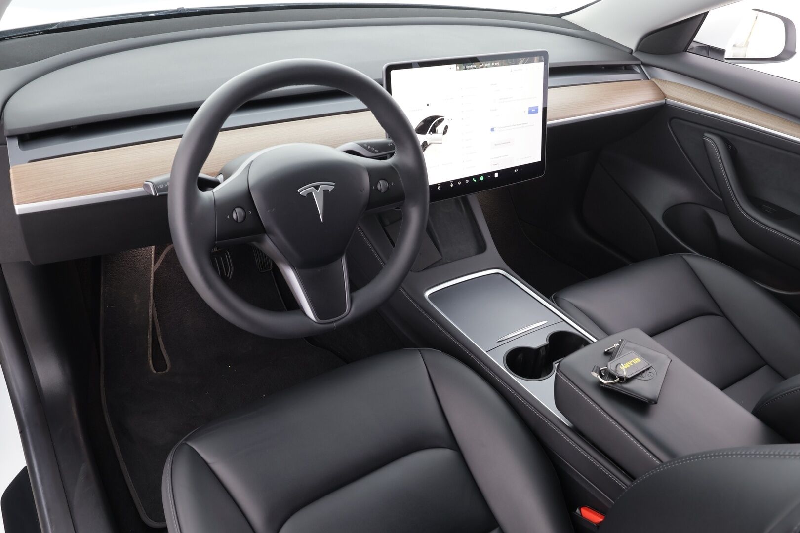 Tesla Model 3 2023 Long-Range RWD * Lasikatto / ILP / ACC / Matrix-LED / Muistipenkki / P.Kamera / Navi / Kaistavahti / Keyless * - 1-om Suomi-auto / Akku kuntotarkastettu / Kahdet renkaat vanteilla