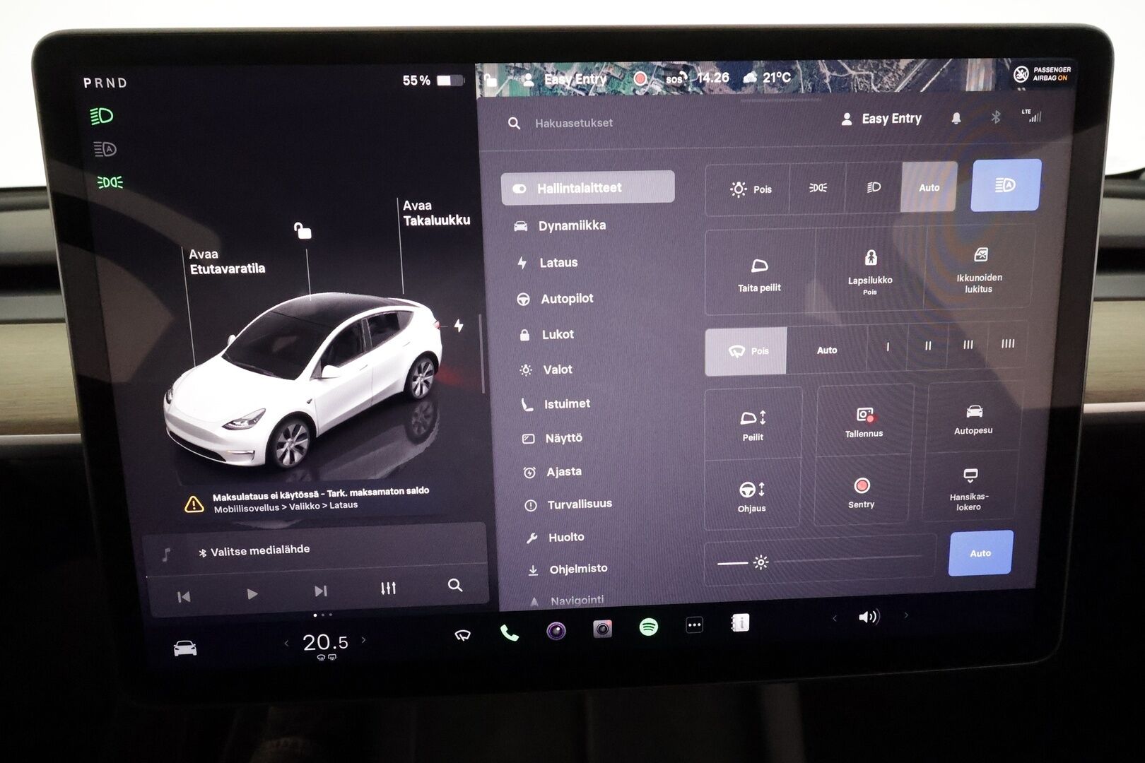 Tesla Model Y 2023 RWD **Lasikatto / ILP / Koukku / ACC / Matrix-LED / P.Kamera / Muistipenkki / Premium Audio / Navi / Kaistavahti** - 3,99 % KORKOTARJOUS TÄHÄN AUTOON 14.9. ASTI! - 1-om Suomi-auto / Kahdet Renkaat