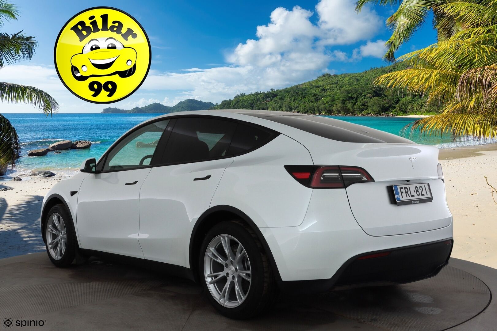 Tesla Model Y 2023 RWD * Koukku / ILP / ACC / Lasikatto / Premium Audio / P.Kamera / Matrix-LED / Muistipenkki / Kaistavahti * - 1-om Suomi-auto / Kahdet renkaat aluvanteilla