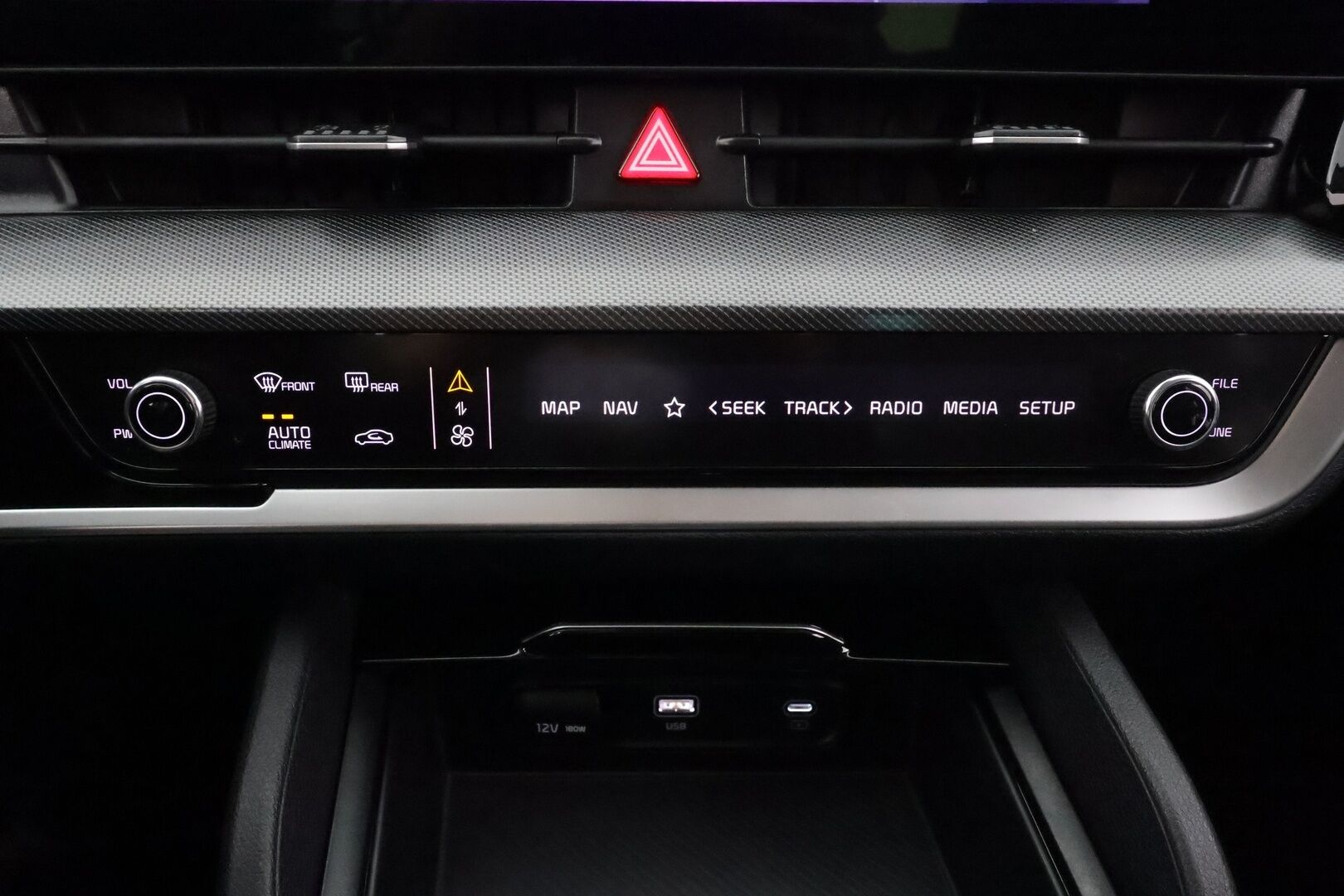 Kia Sportage 2023 1.6 T-GDI AWD Plug-in Hybrid EX AT 265hv Premium * ACC / P.kamera / LED / Navi / Koukku / KeylessGo / Sähköpenkit * - 1.Om Suomi-auto / Akku kuntotarkastettu SoH 98,4% / Kahdet renkaat aluvanteilla 