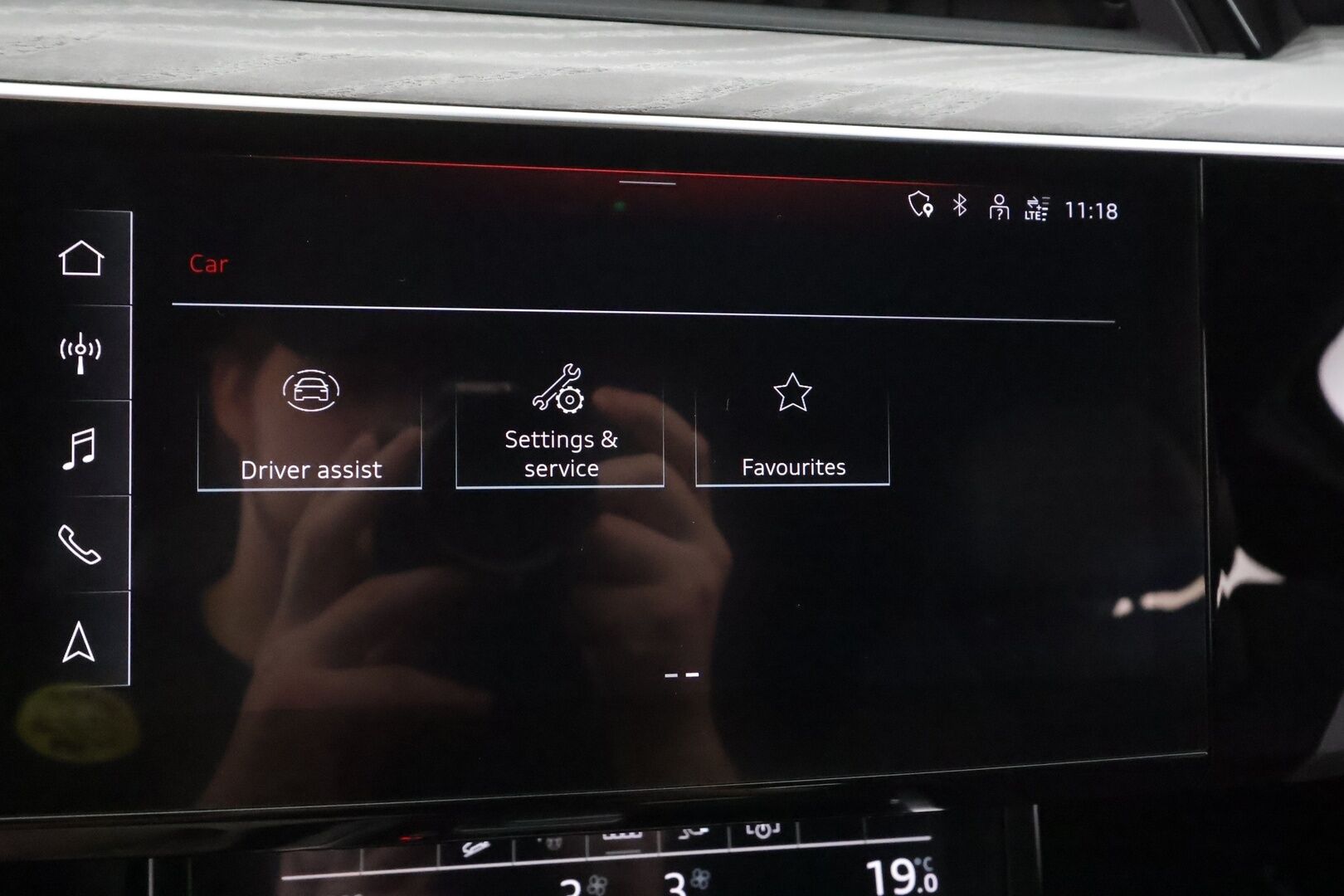 Audi Q8 e-tron 2024 Sportback 55 e-tron quattro - | ACC | Koukku | Matrix | Muistipenkki | Nahka-alcantara sporttipenkit | P.kamera | Keyless | Audi Sound System | 1-om suomiauto | 2x renkaat aluin | 