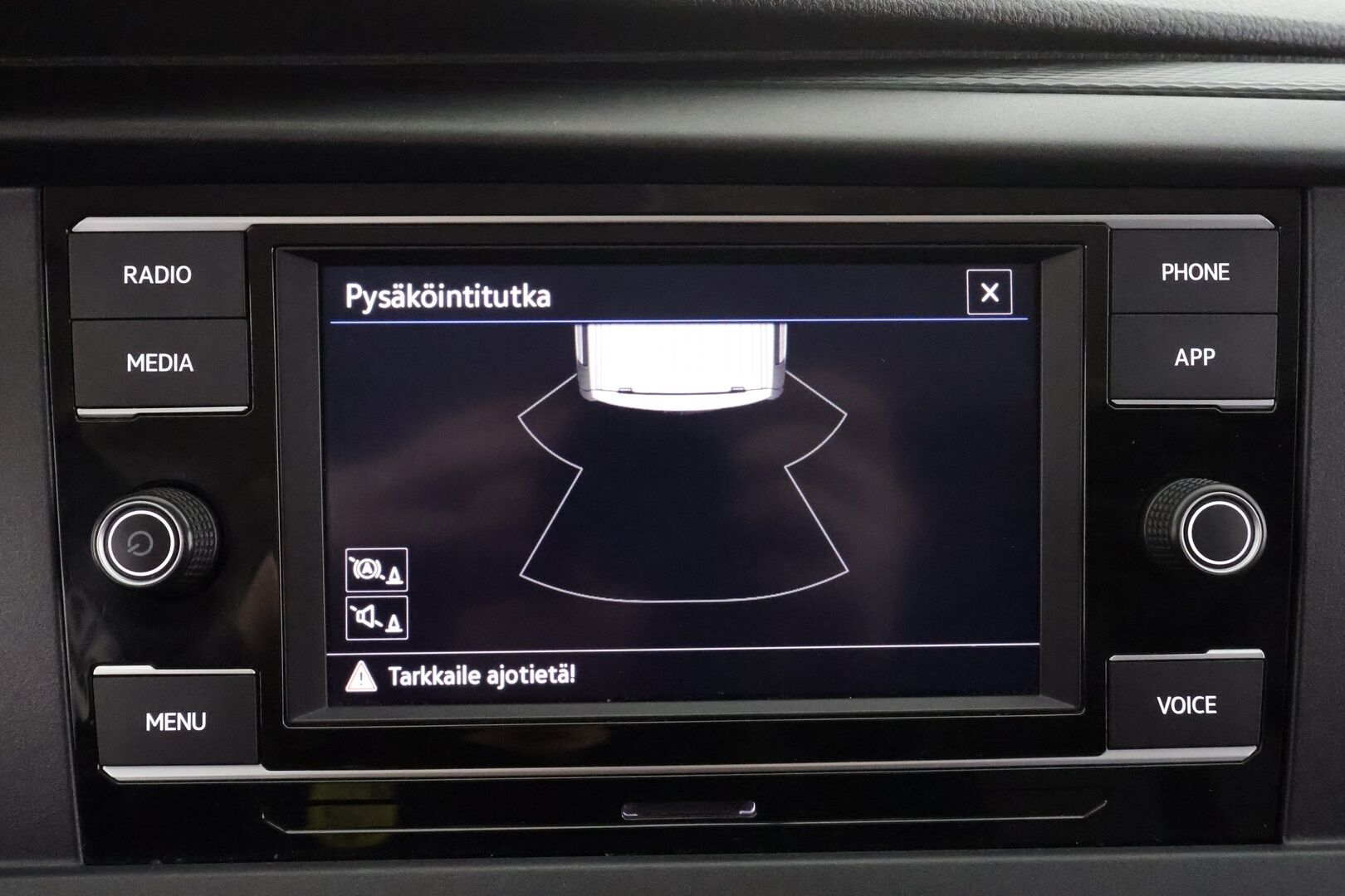 Volkswagen Transporter 2024 2,0 TDI 110 kW 4Motion DSG *ALV / Vakkari / Webasto / P.tutka / Nahat / 2xRenkaat / Ilmastointi / Bluetooth * - Hyvin huollettu Suomiauto kaksilla renkailla ja vanteilla!