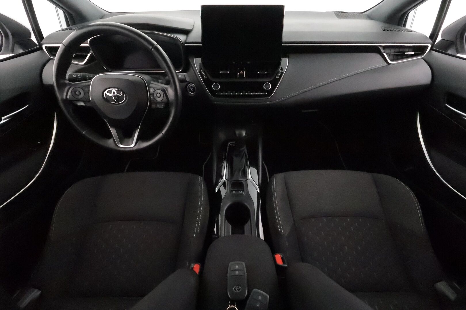 Toyota Corolla 2023 Touring Sports 1,8 Hybrid Active **Facelift / Adapt.vakkari / P.kamera / Ratinlämmitin / Apple&Android** - Suomi-auto / Merkkihuollettu 